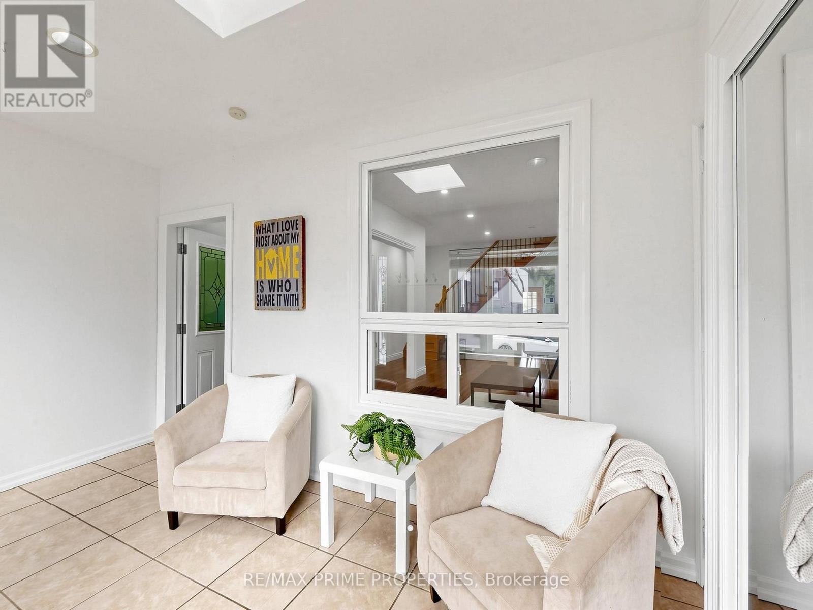 18 Dentonia Park Avenue Property Photo 20