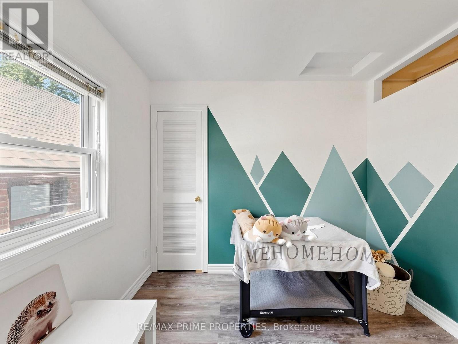 18 Dentonia Park Avenue Property Photo 29