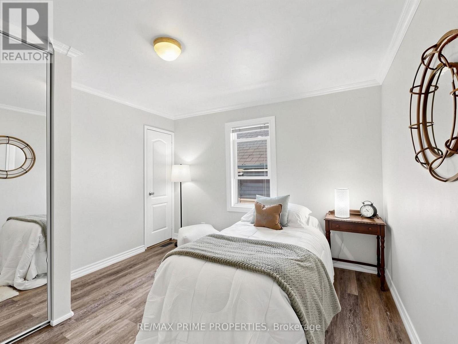 18 Dentonia Park Avenue Property Photo 31