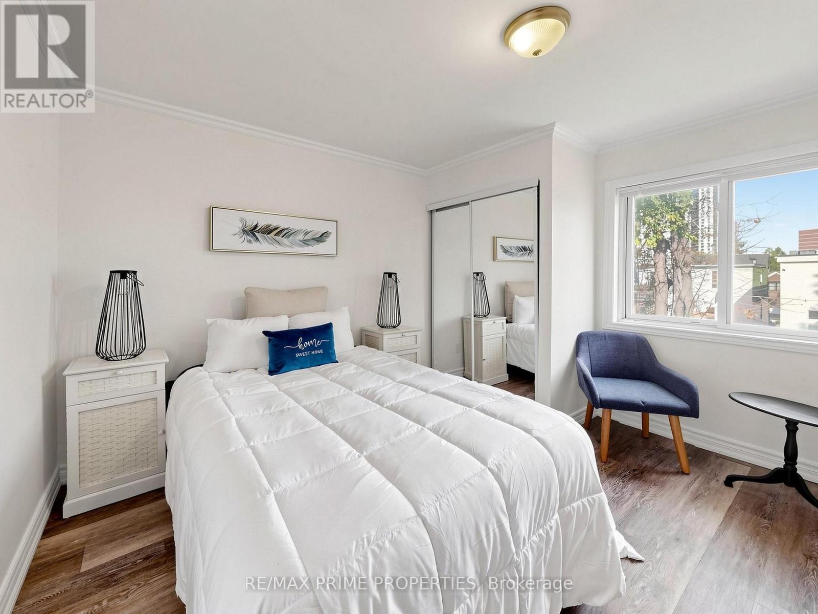 18 Dentonia Park Avenue Property Photo 33