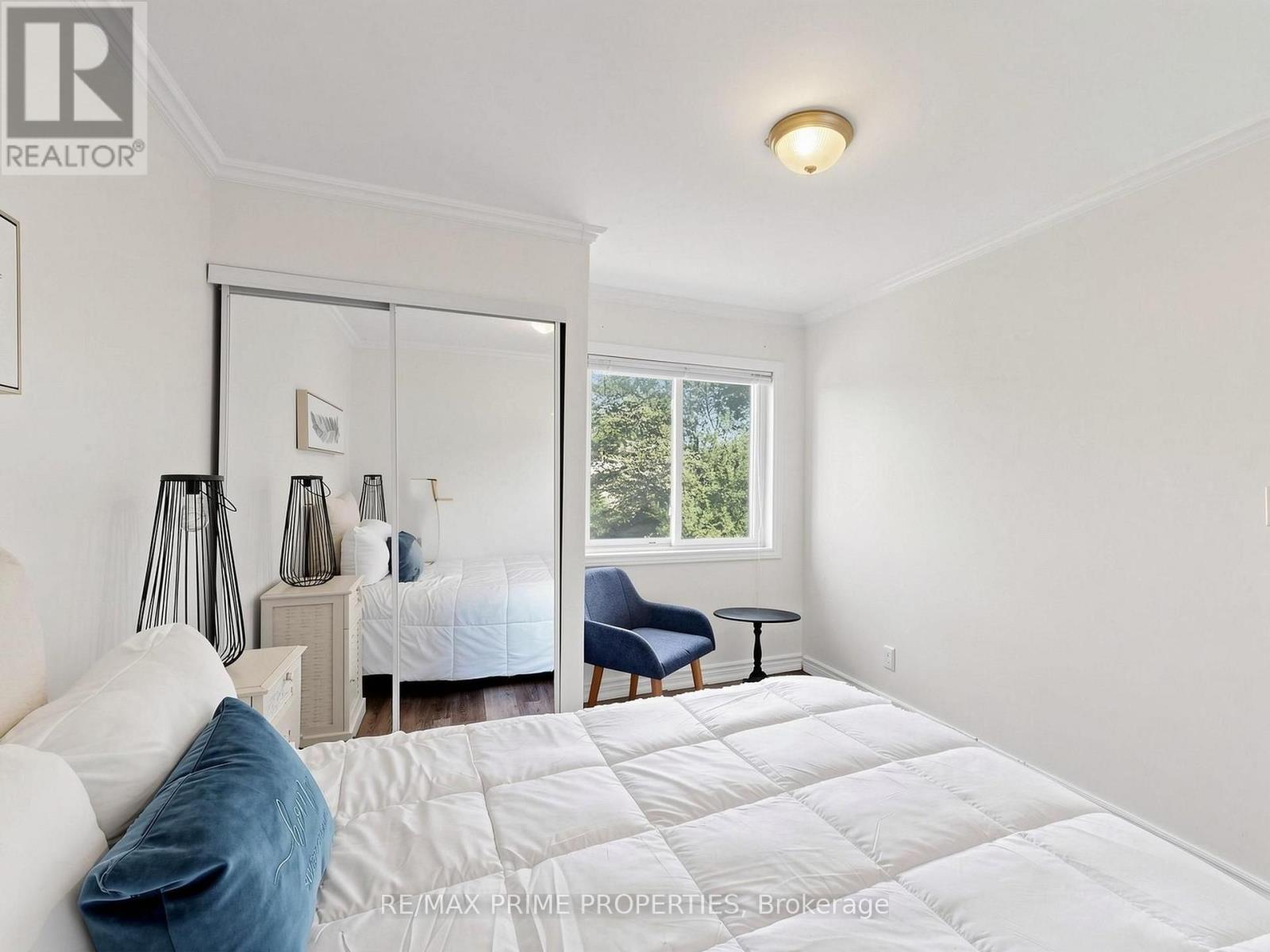 18 Dentonia Park Avenue Property Photo 35
