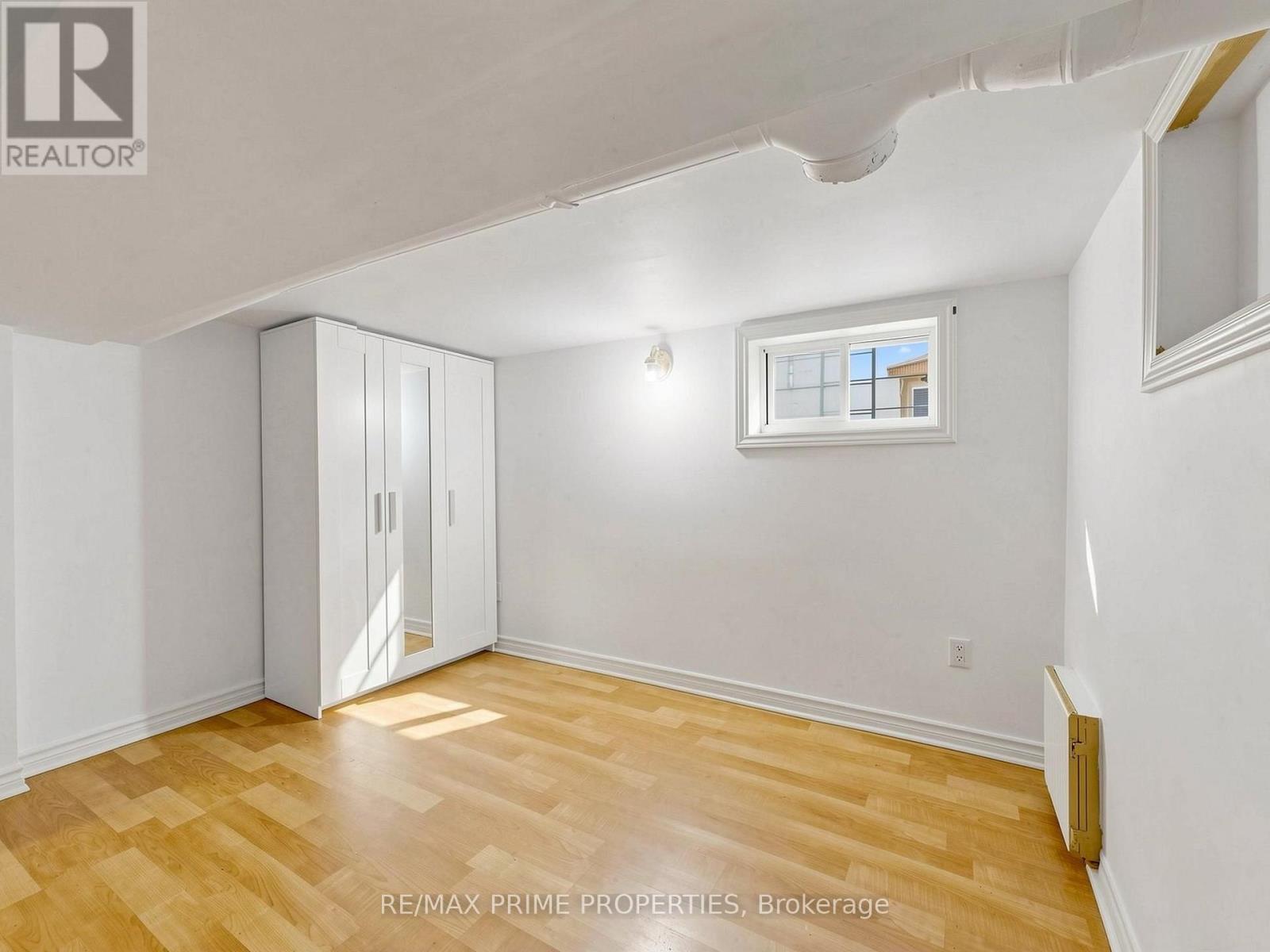 18 Dentonia Park Avenue Property Photo 43