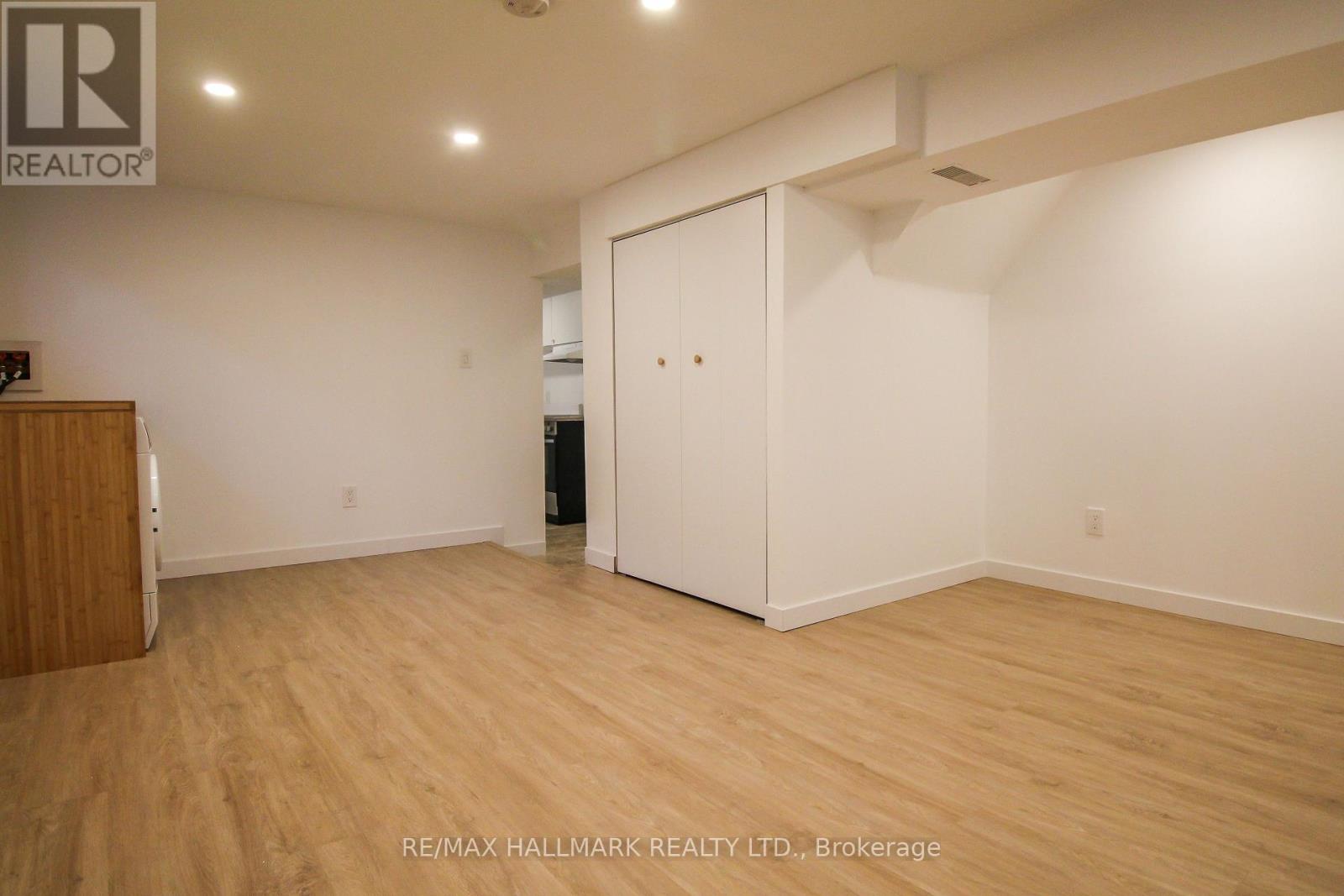 Lower - 10 Hamilton Street Property Photo 2
