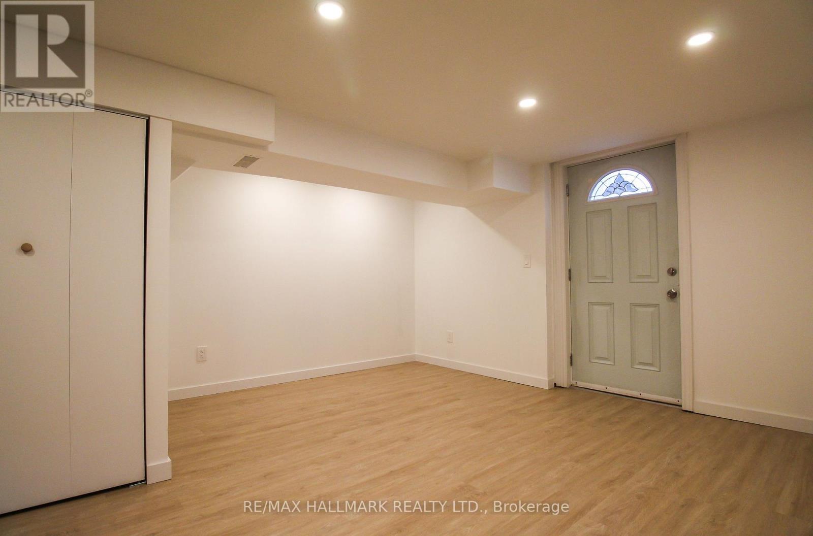 Lower - 10 Hamilton Street Property Photo 3