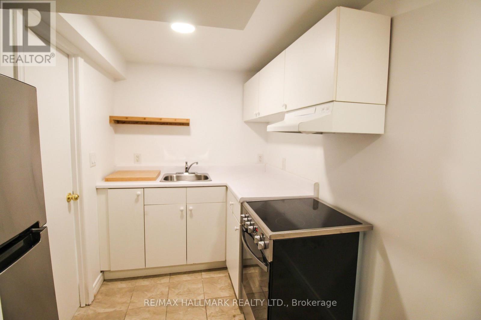 Lower - 10 Hamilton Street Property Photo 6
