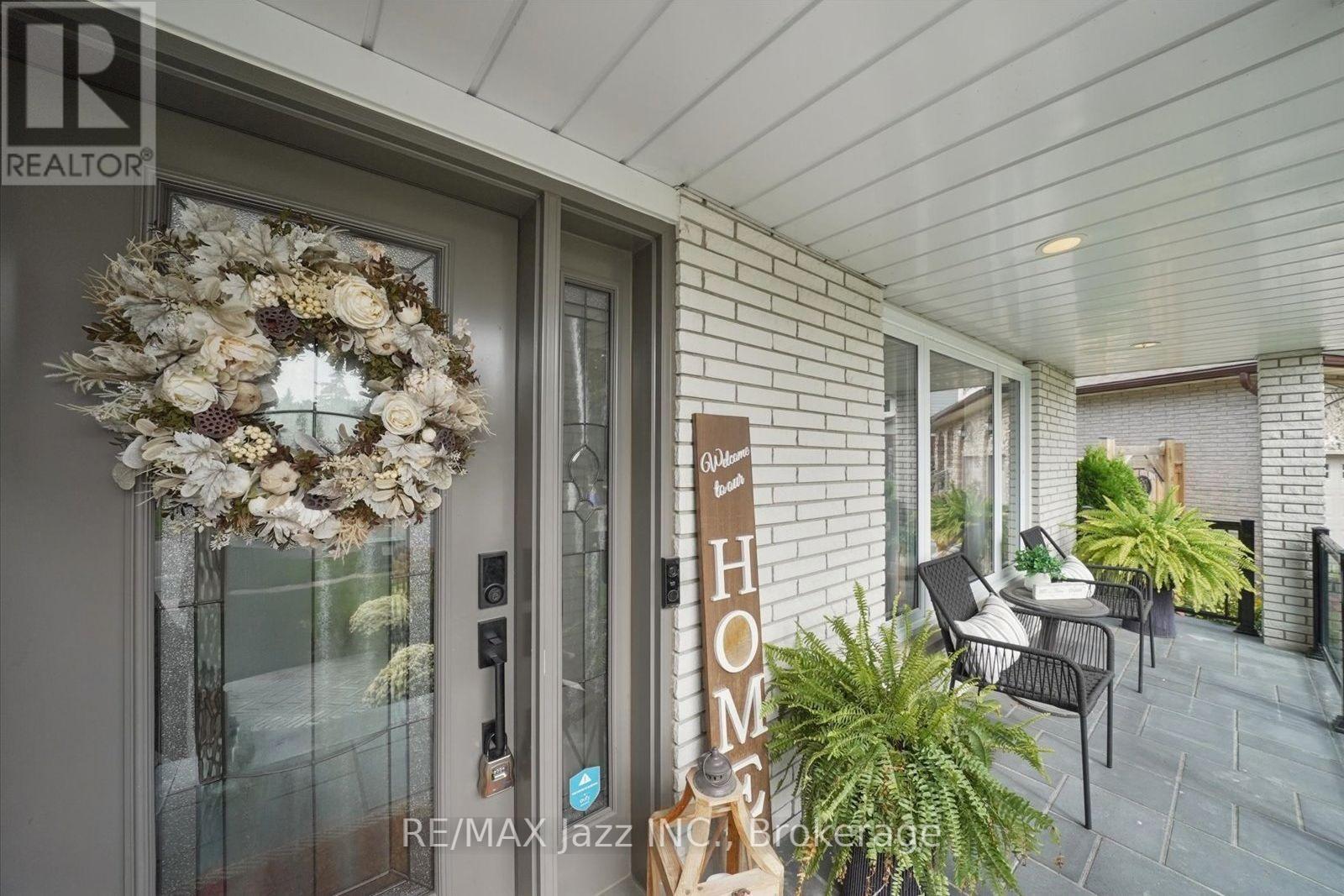510 Fairglen Avenue Property Photo 4