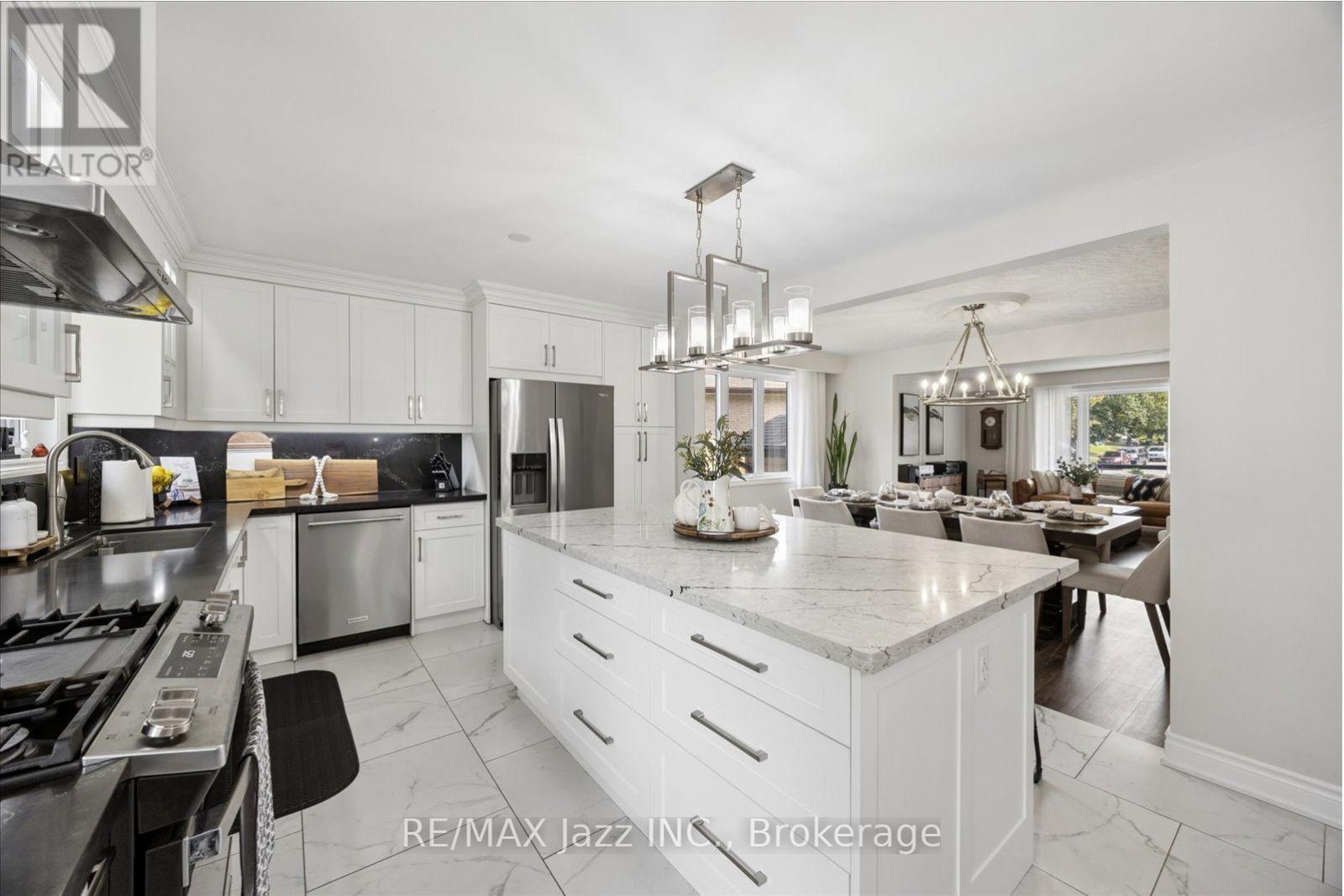 510 Fairglen Avenue Property Photo 16