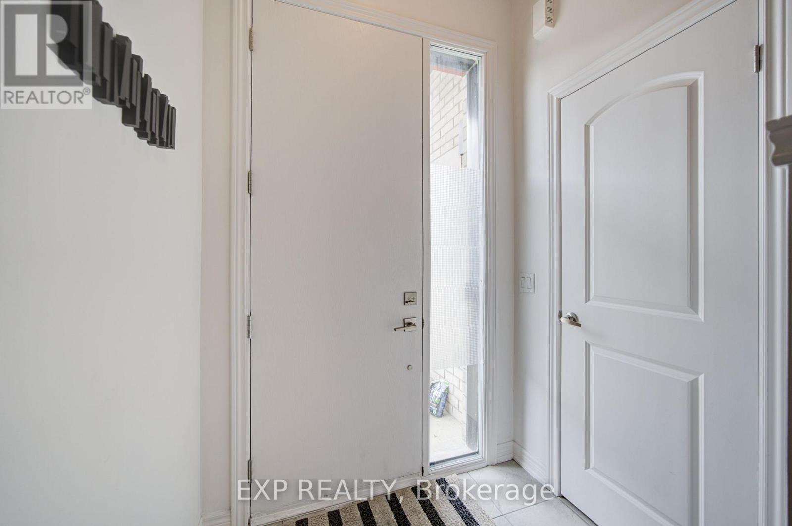 29 Sorbara Way Property Photo 2