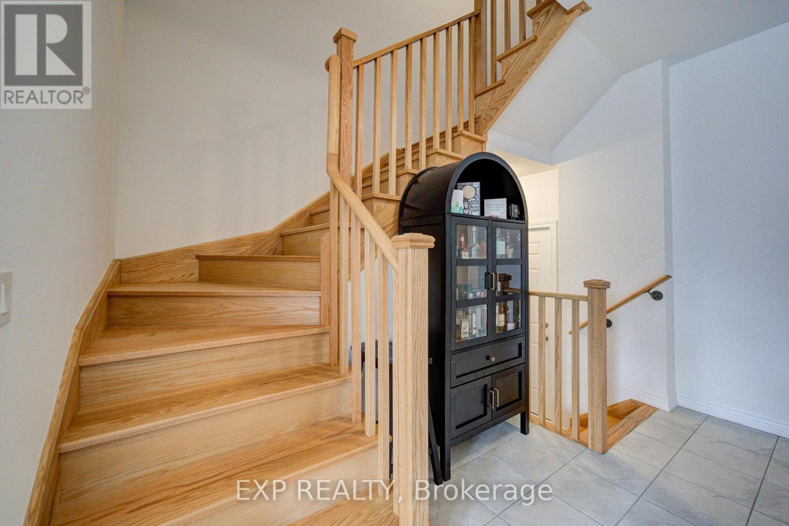 29 Sorbara Way Property Photo 22