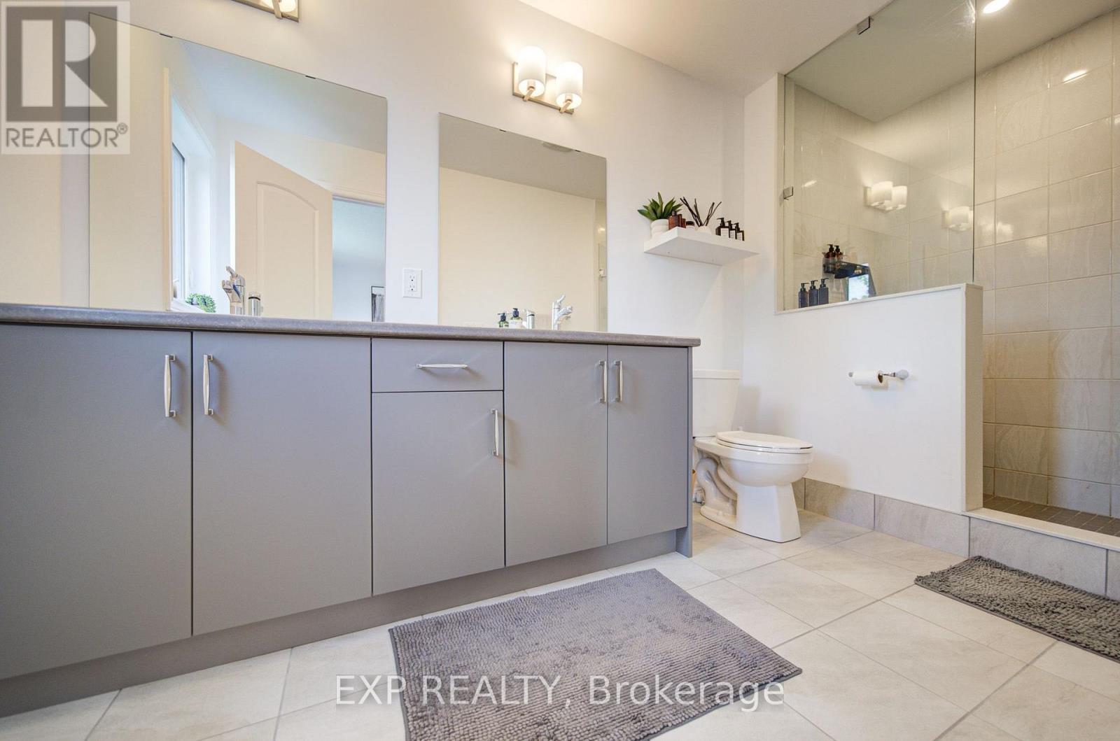 29 Sorbara Way Property Photo 30