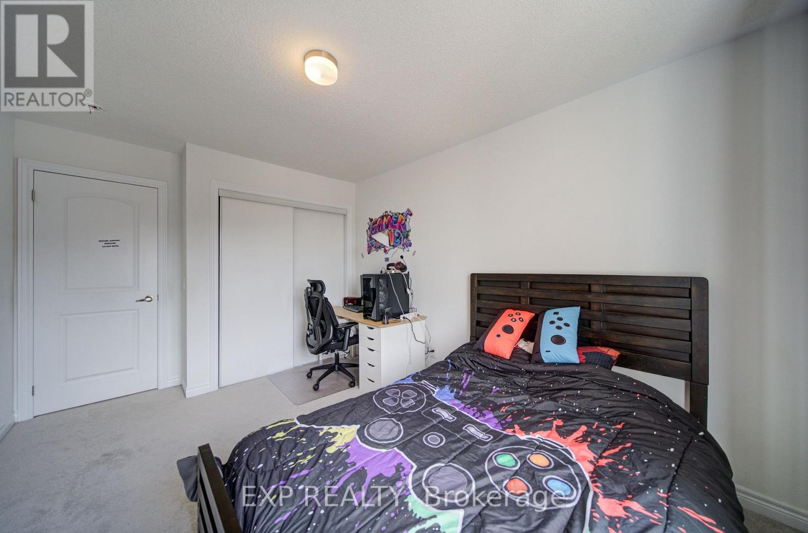 29 Sorbara Way Property Photo 34