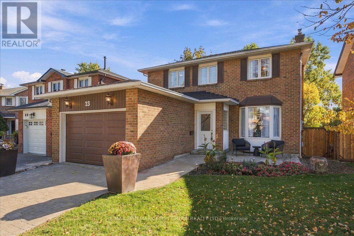 23 Flowers Crescent Property Photo 2