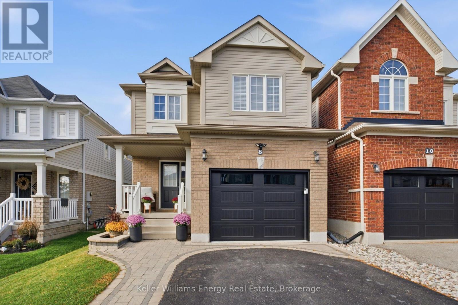 8 Quackenbush Street Property Photo 1