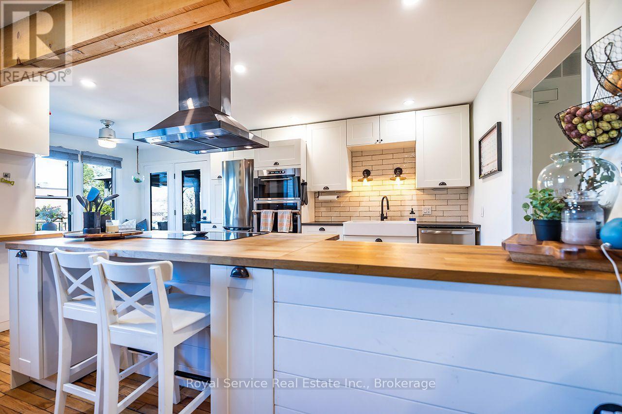 102 Foxhunt Trail Property Photo 10