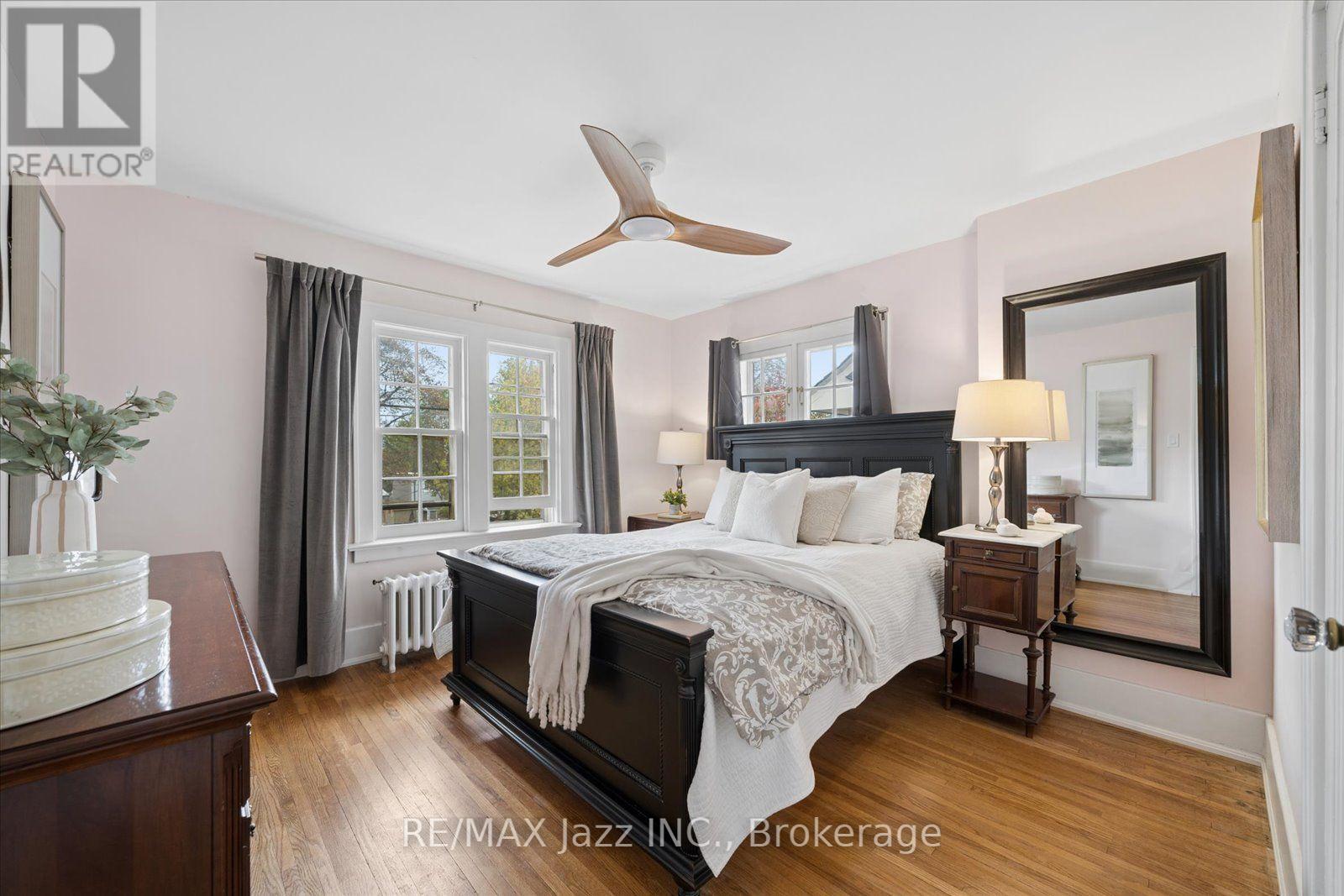 621 Masson Street Property Photo 27