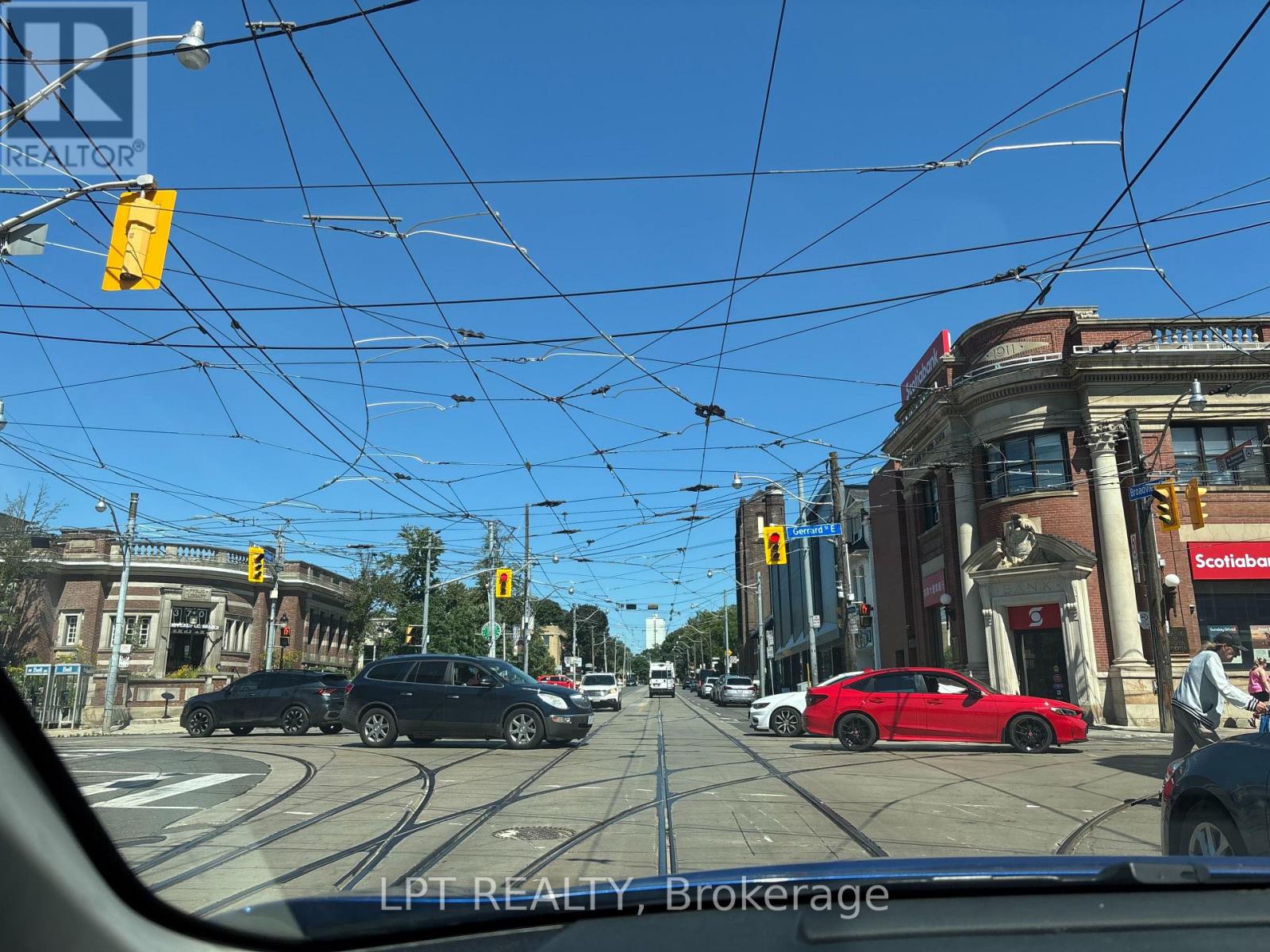167 - 275 Broadview Avenue Property Photo 2