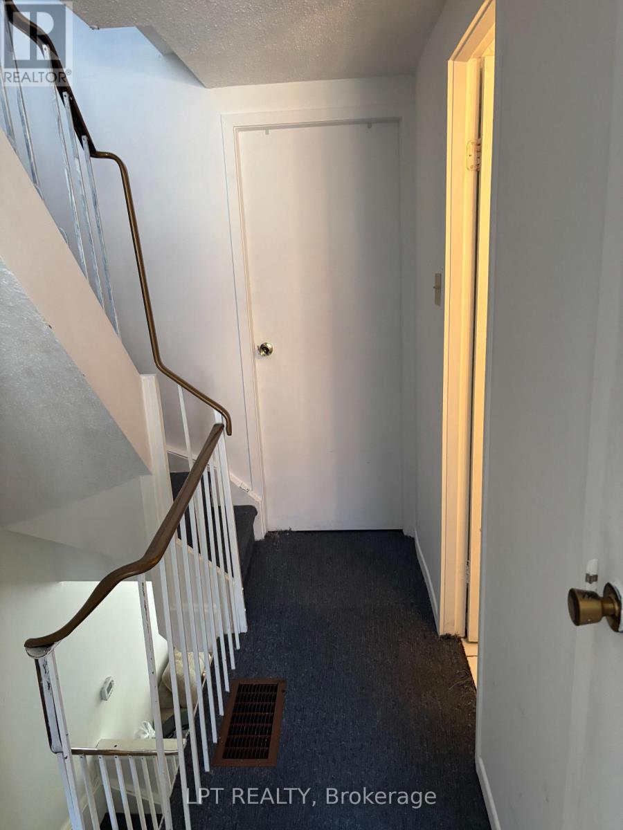 167 - 275 Broadview Avenue Property Photo 10