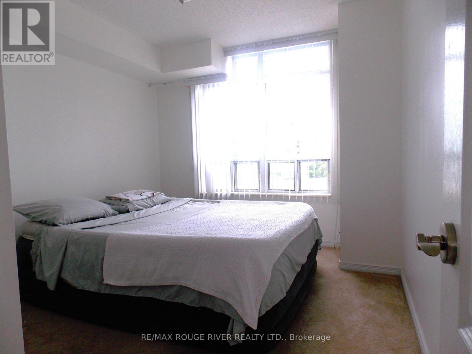 726 - 3650 Kingston Road Property Photo 5