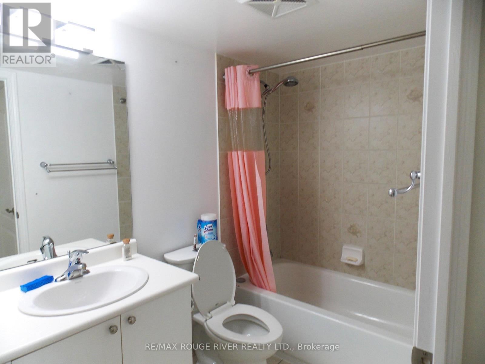 726 - 3650 Kingston Road Property Photo 7
