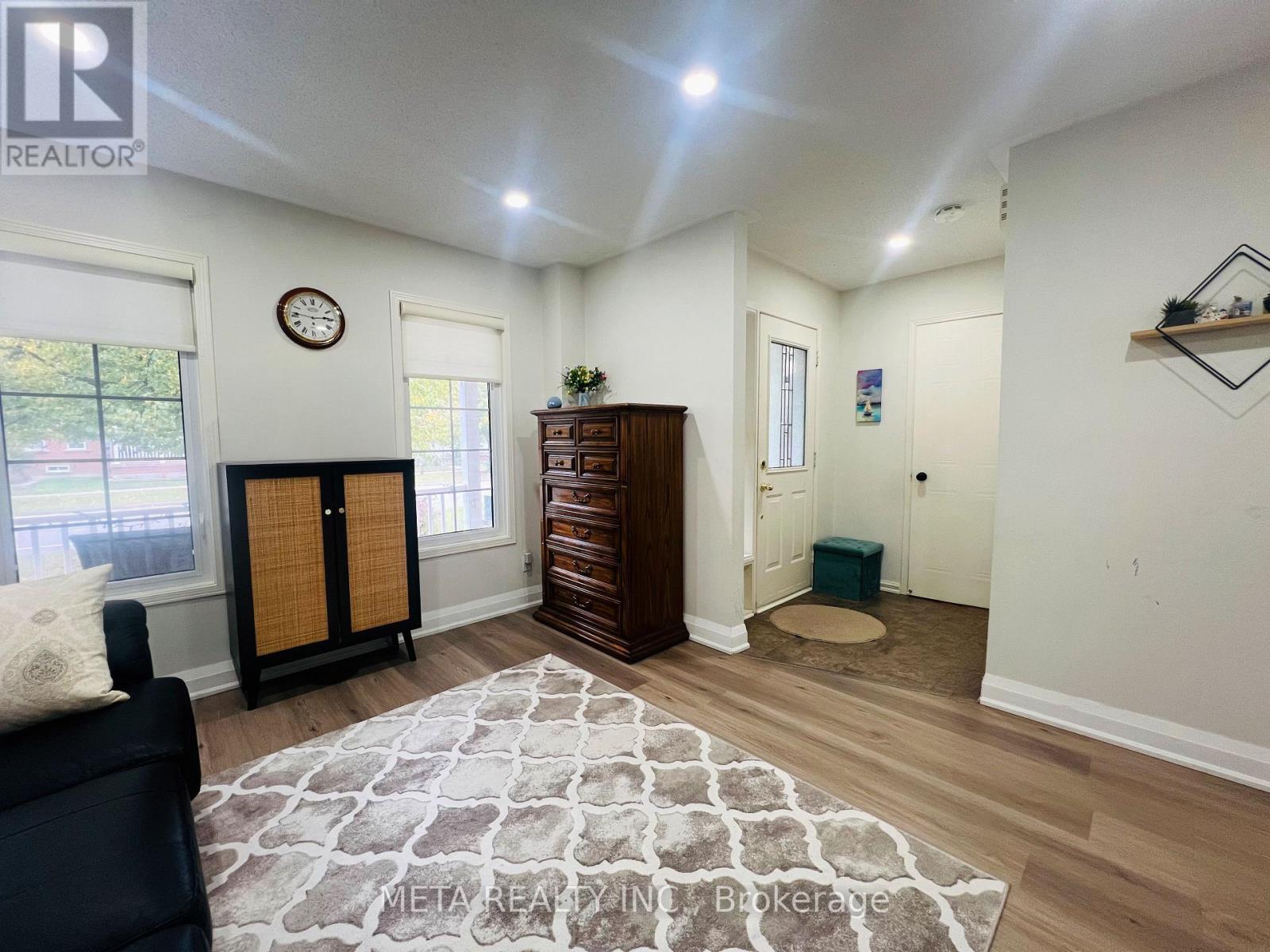 39 Bayside Gate Property Photo 2