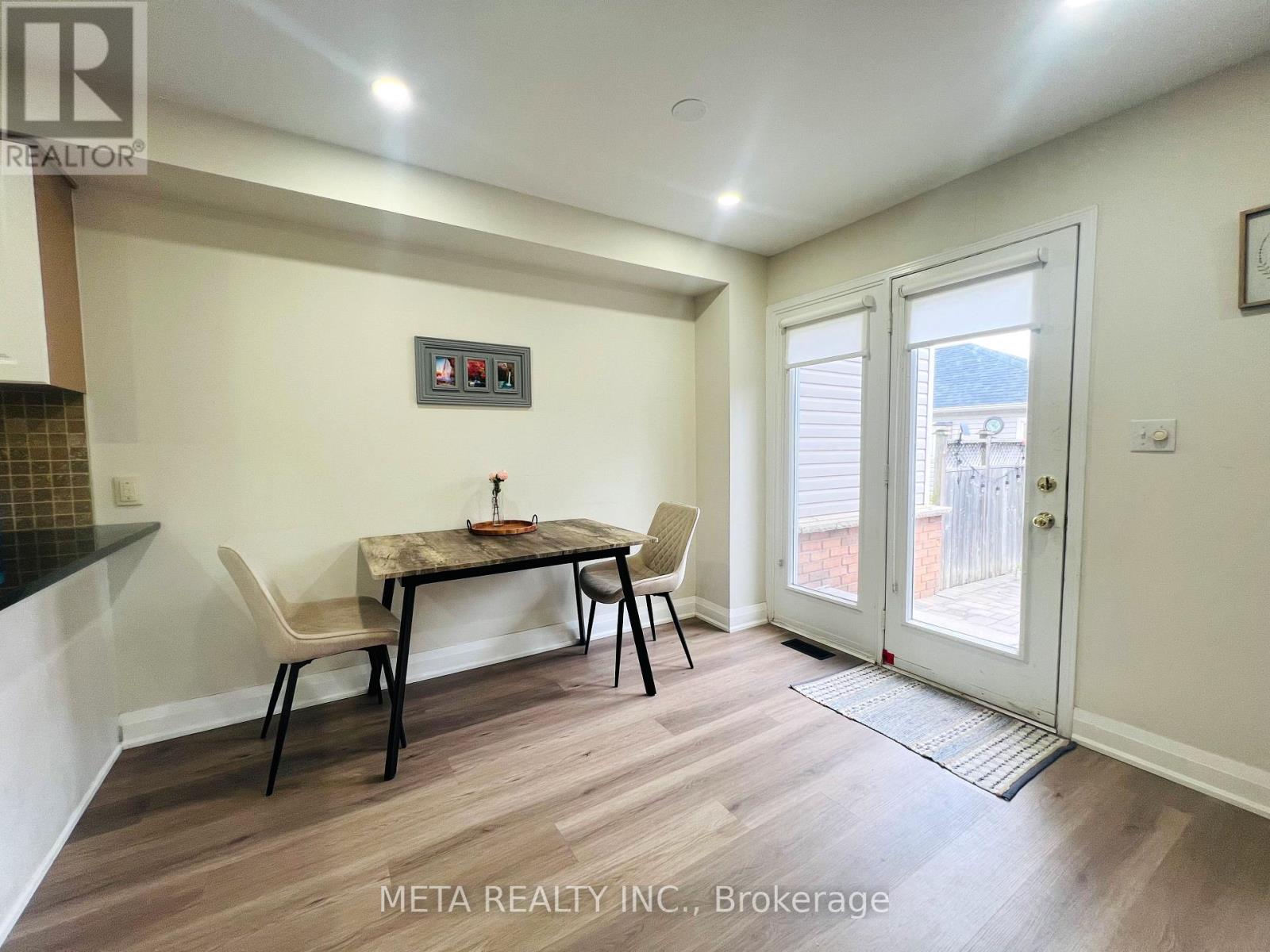 39 Bayside Gate Property Photo 9