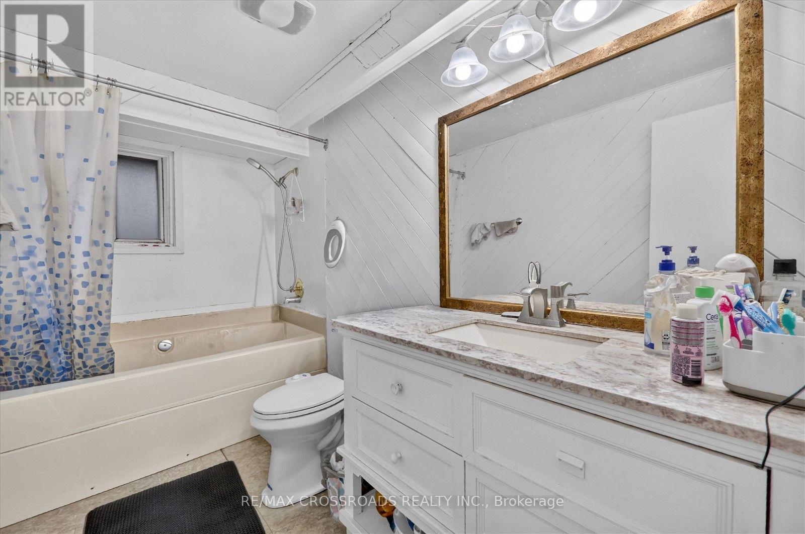 75 Fordover Drive Property Photo 13