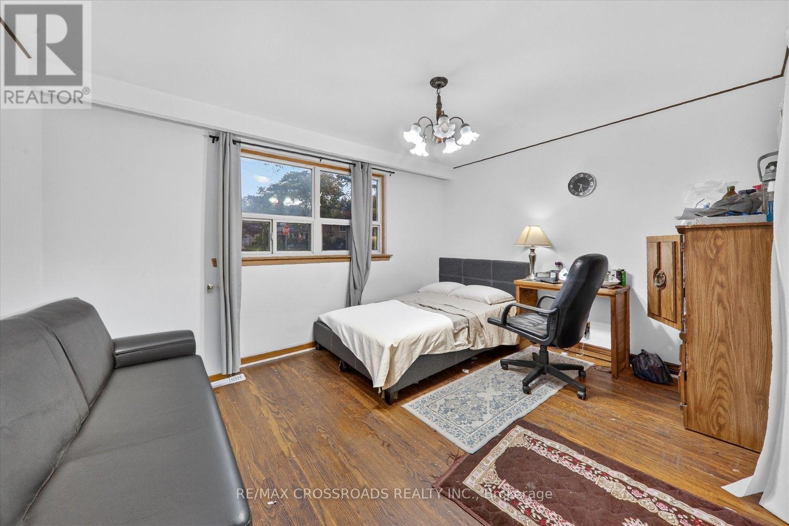 75 Fordover Drive Property Photo 16