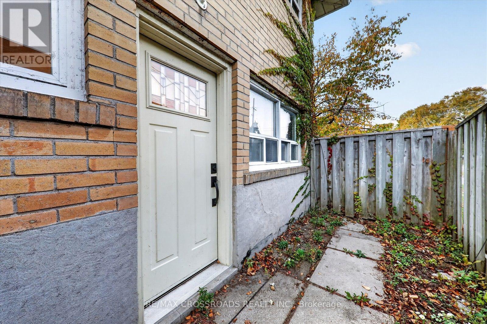75 Fordover Drive Property Photo 19