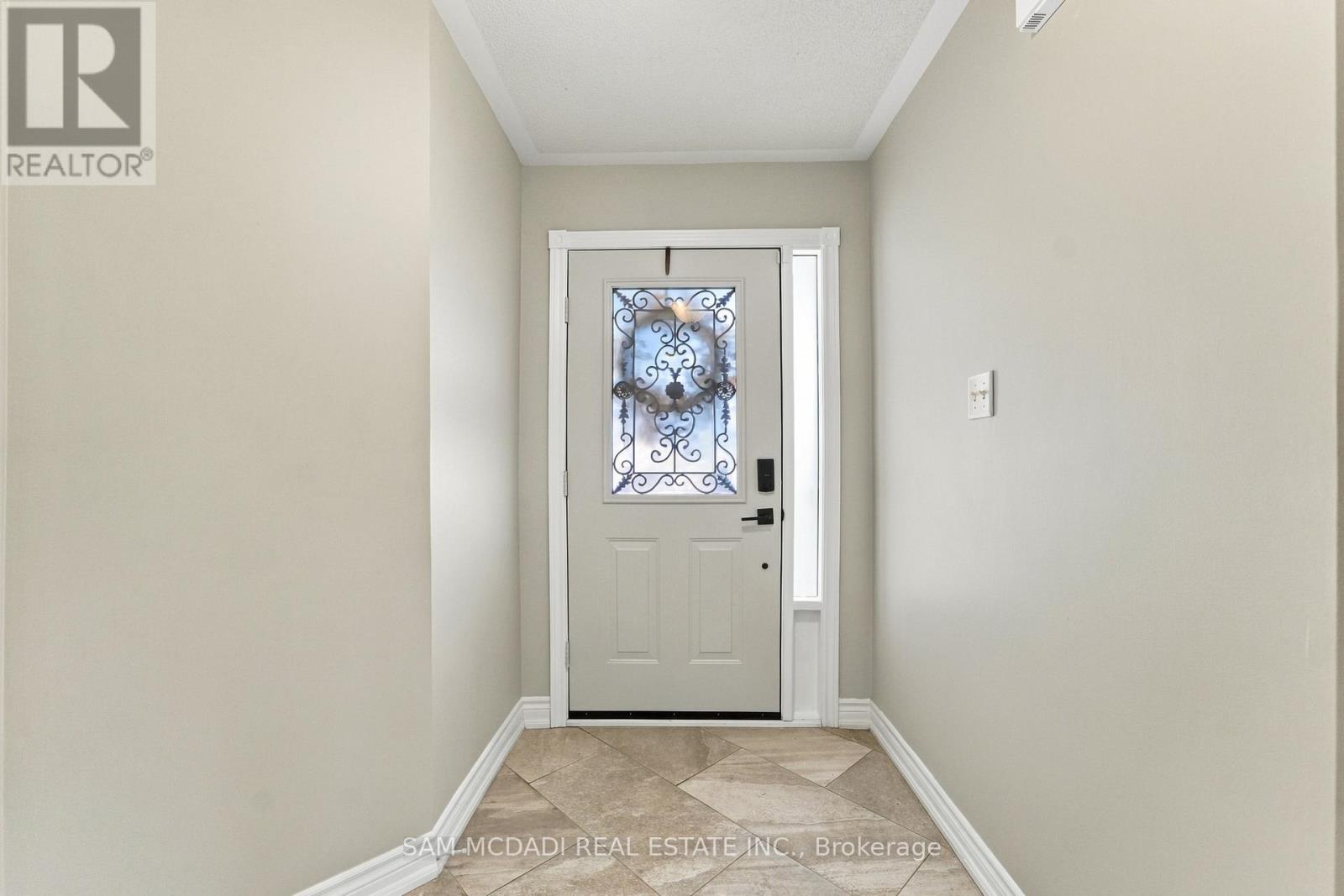 135 Watford Street Property Photo 13