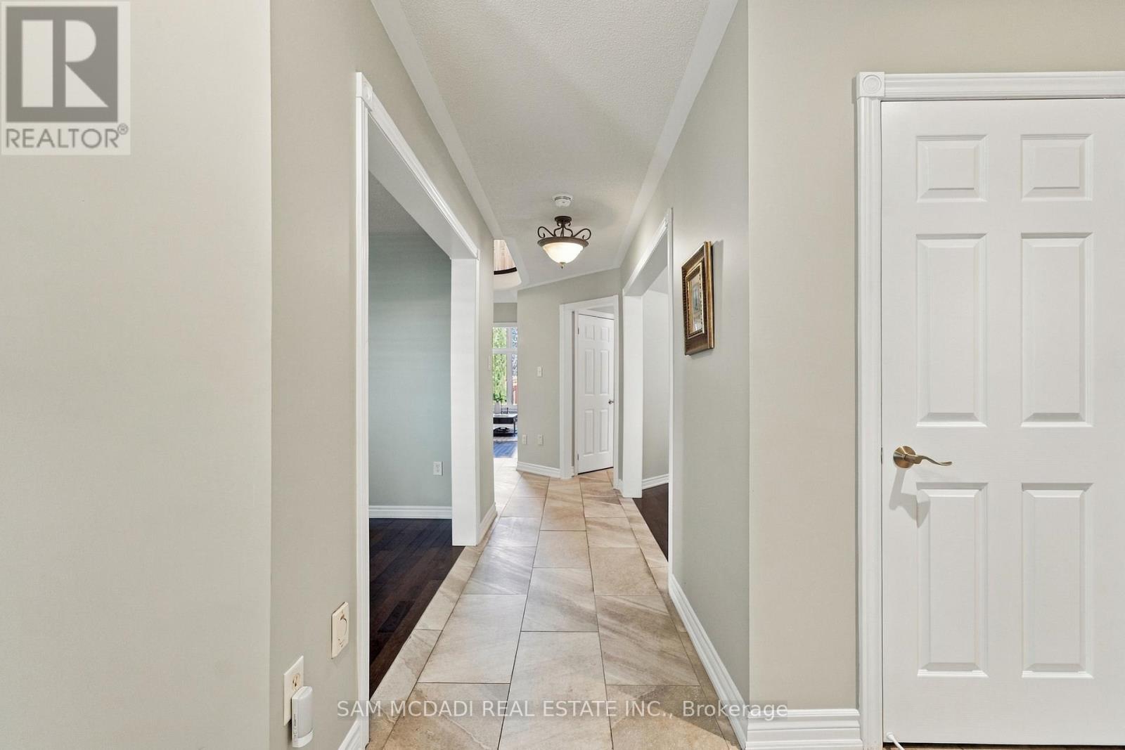 135 Watford Street Property Photo 14