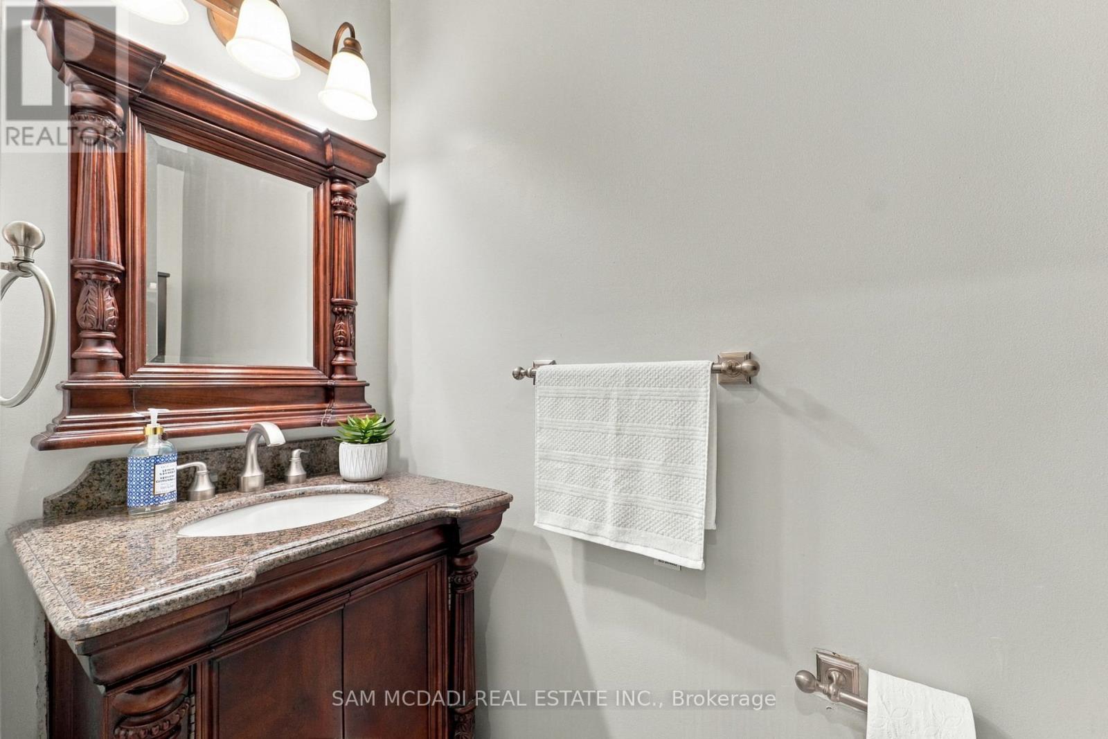 135 Watford Street Property Photo 15