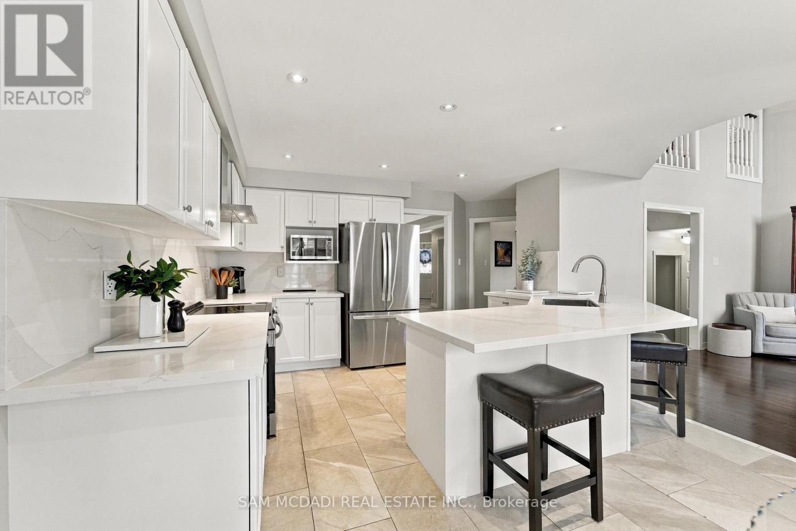 135 Watford Street Property Photo 19