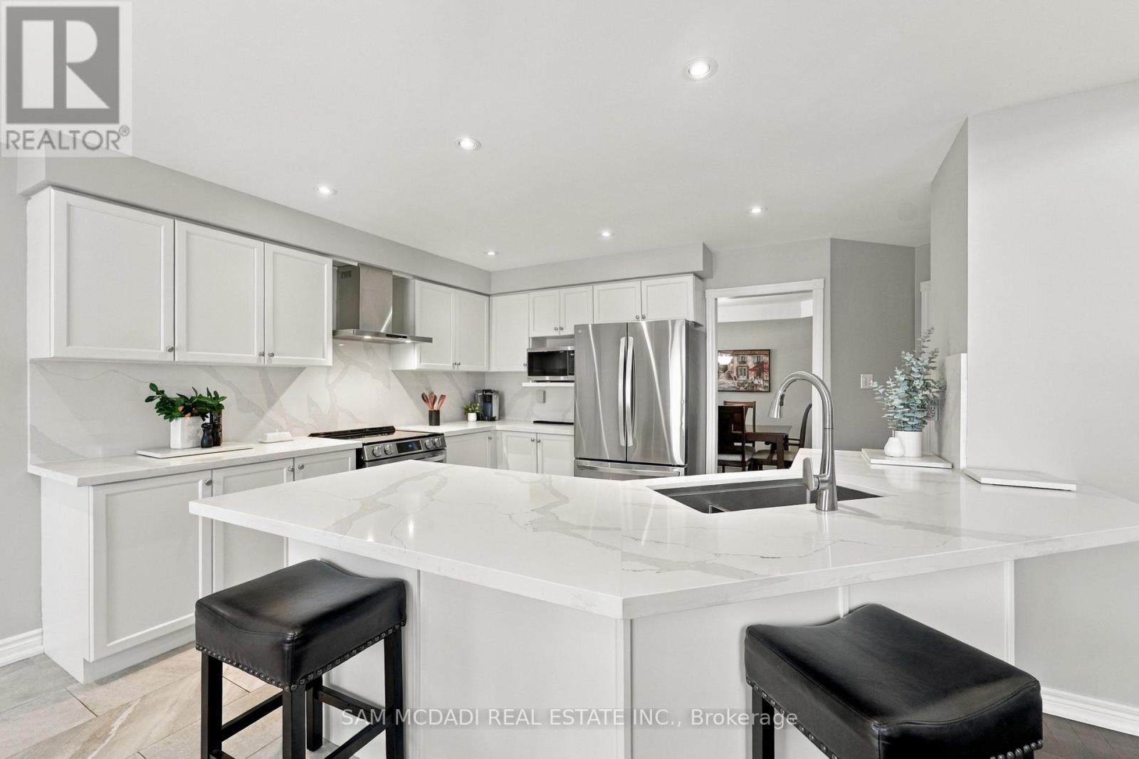 135 Watford Street Property Photo 20