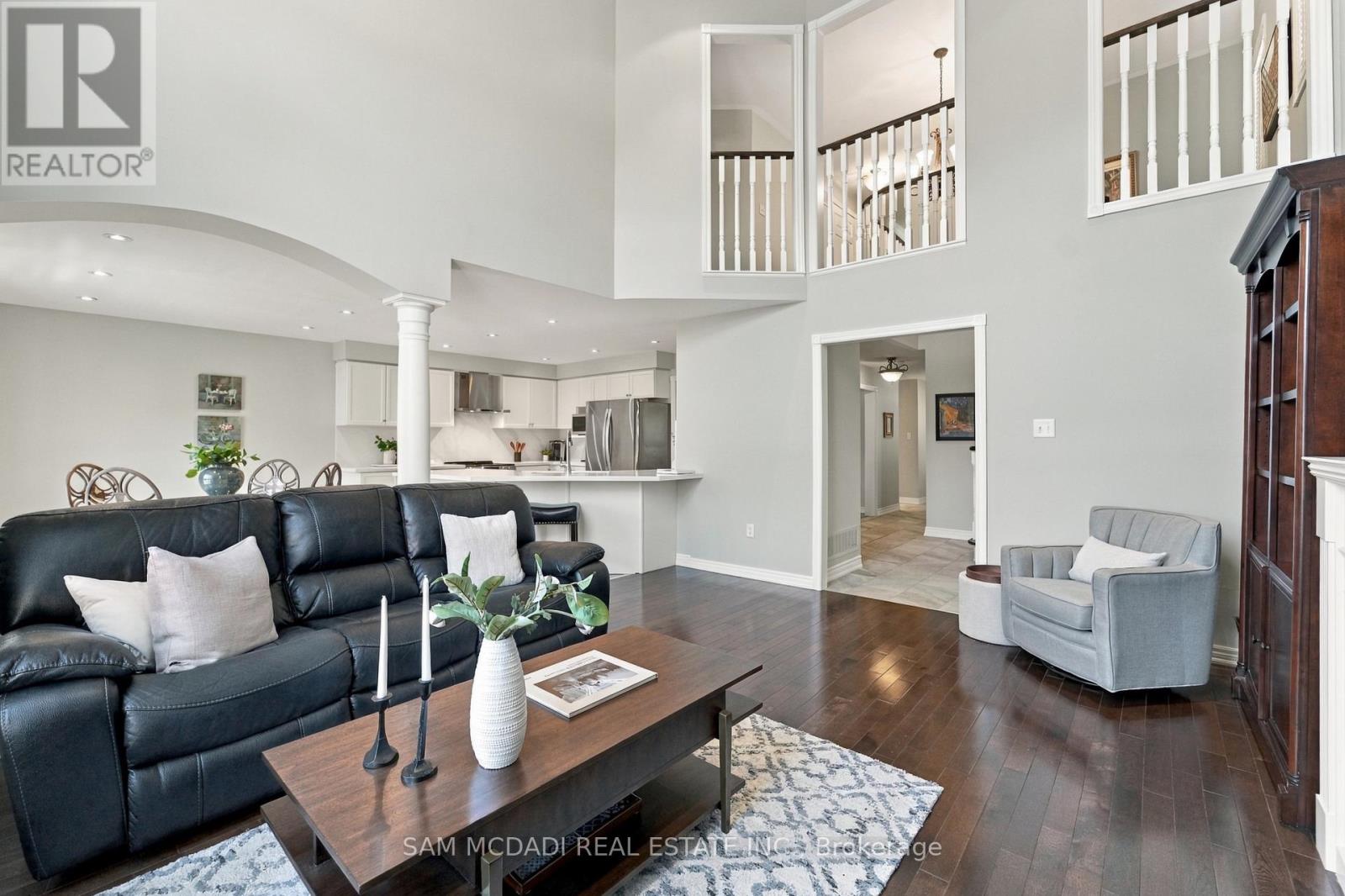135 Watford Street Property Photo 27