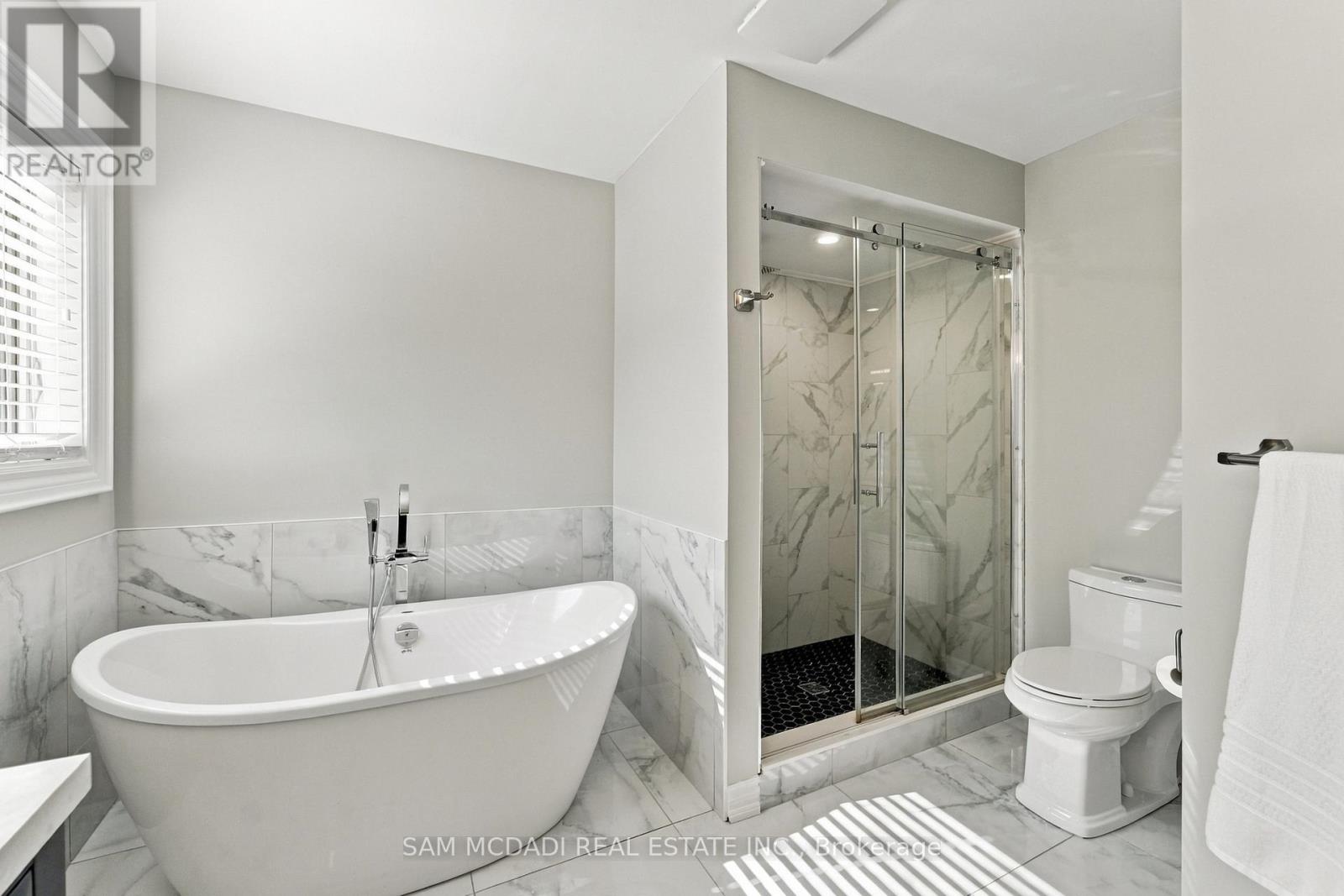 135 Watford Street Property Photo 36