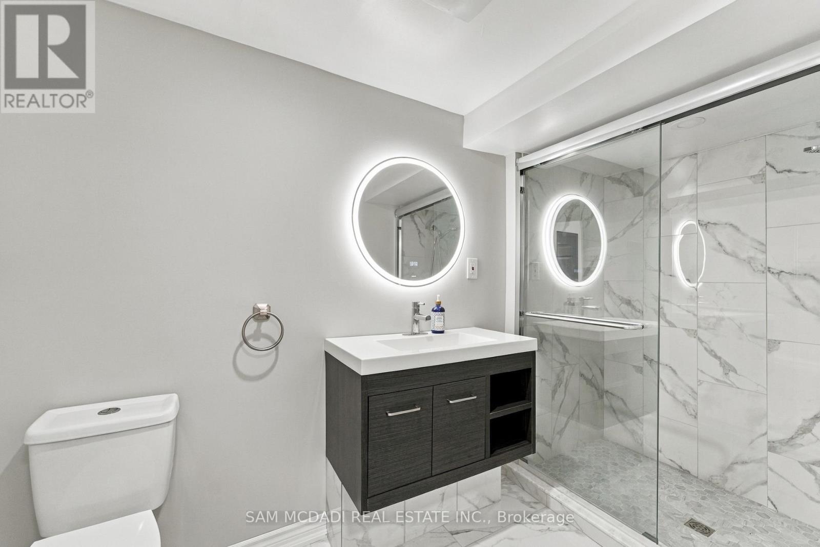 135 Watford Street Property Photo 47