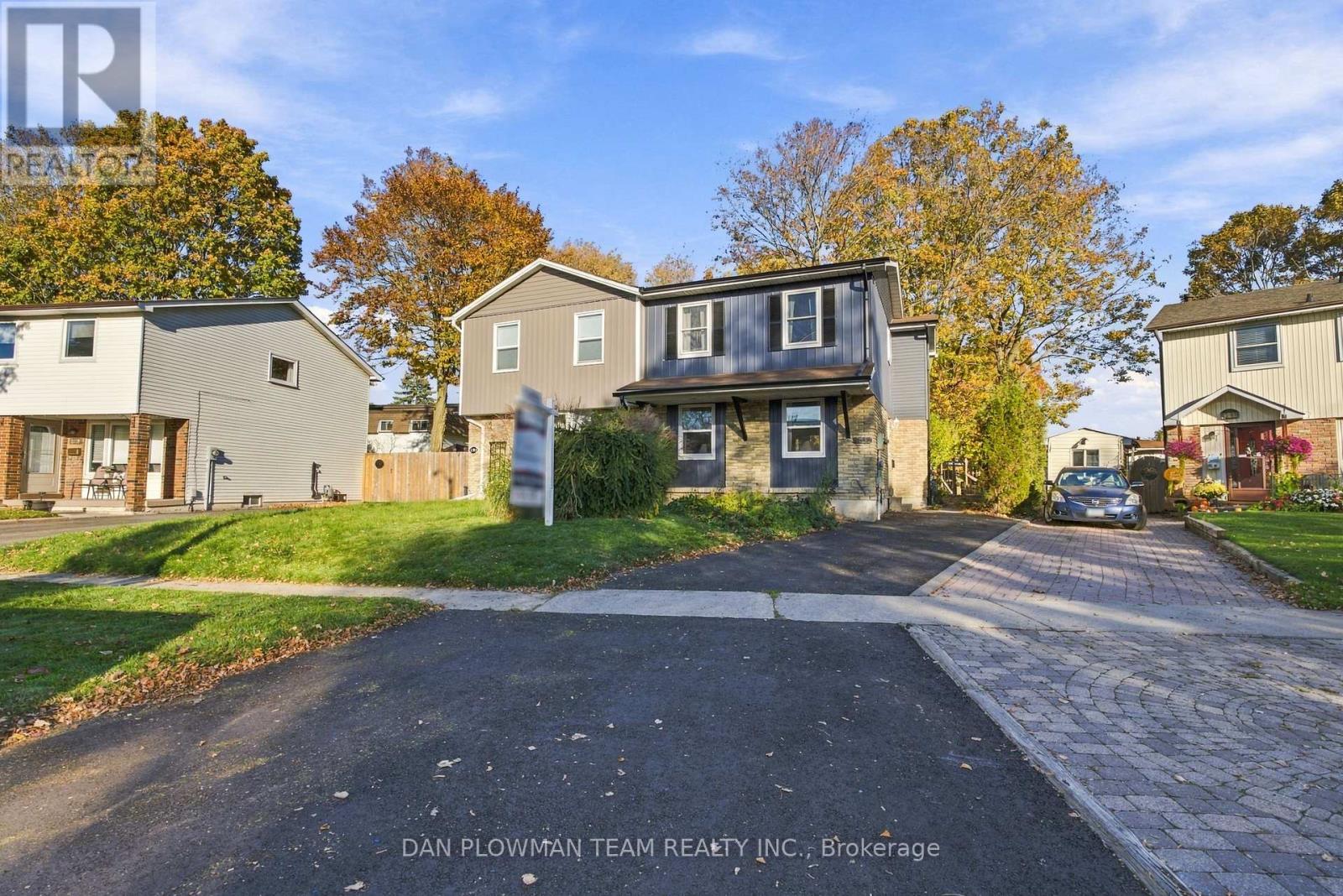 1385 Fenelon Crescent Property Photo 29