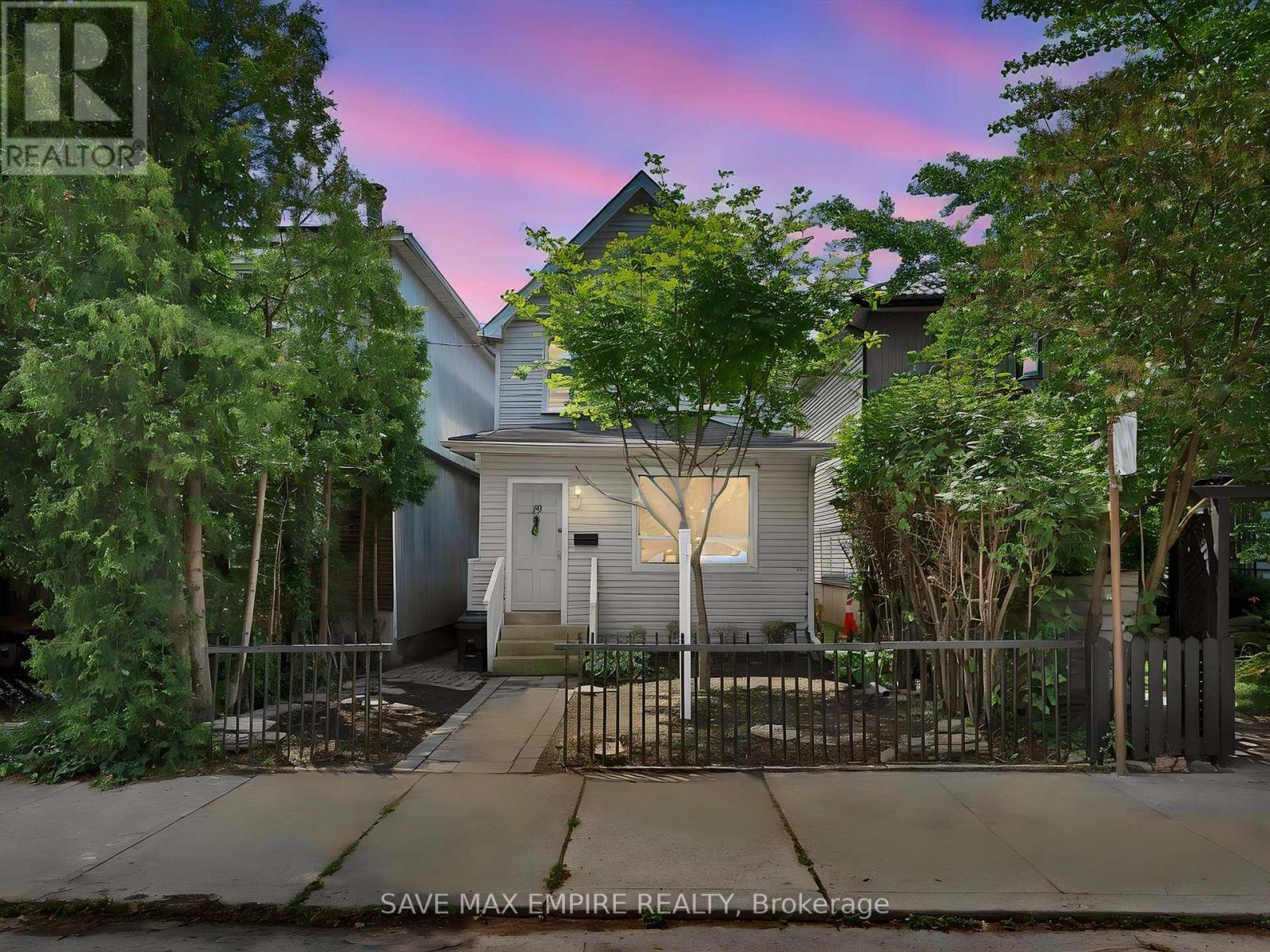 19 Minto Street Property Photo 2