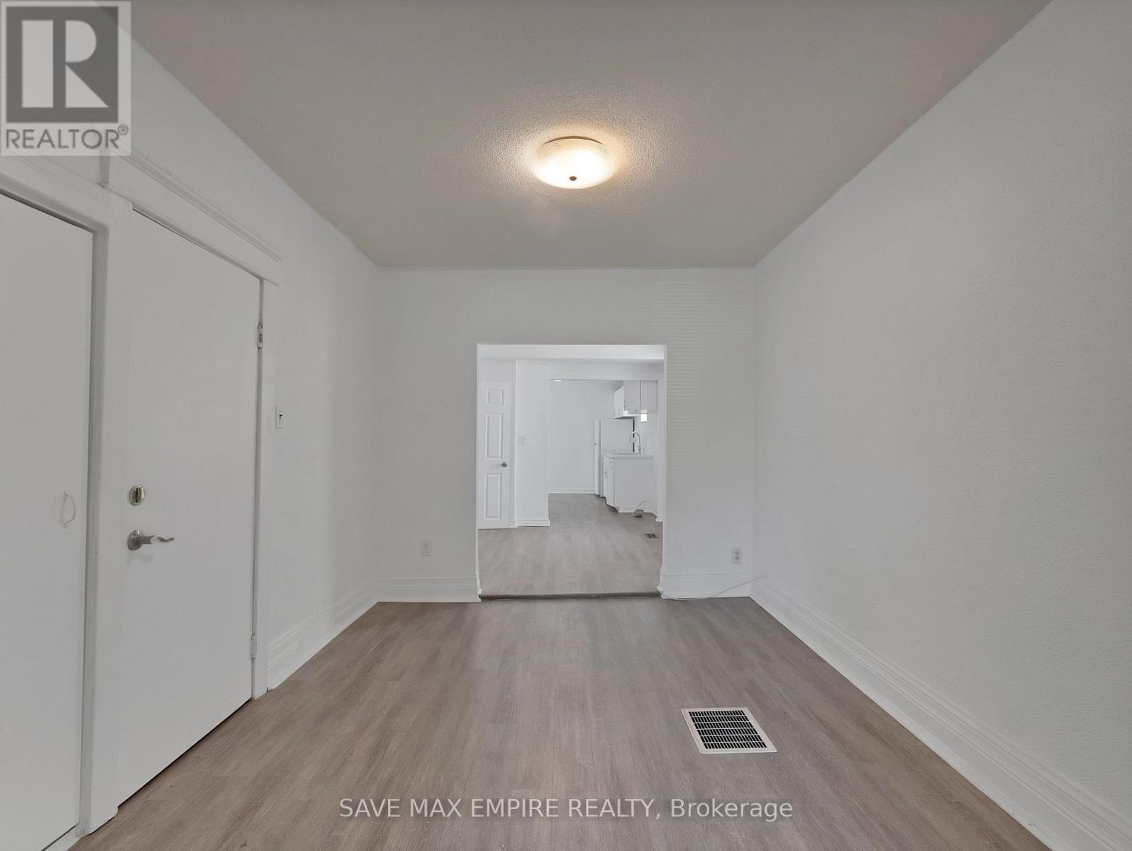 19 Minto Street Property Photo 12
