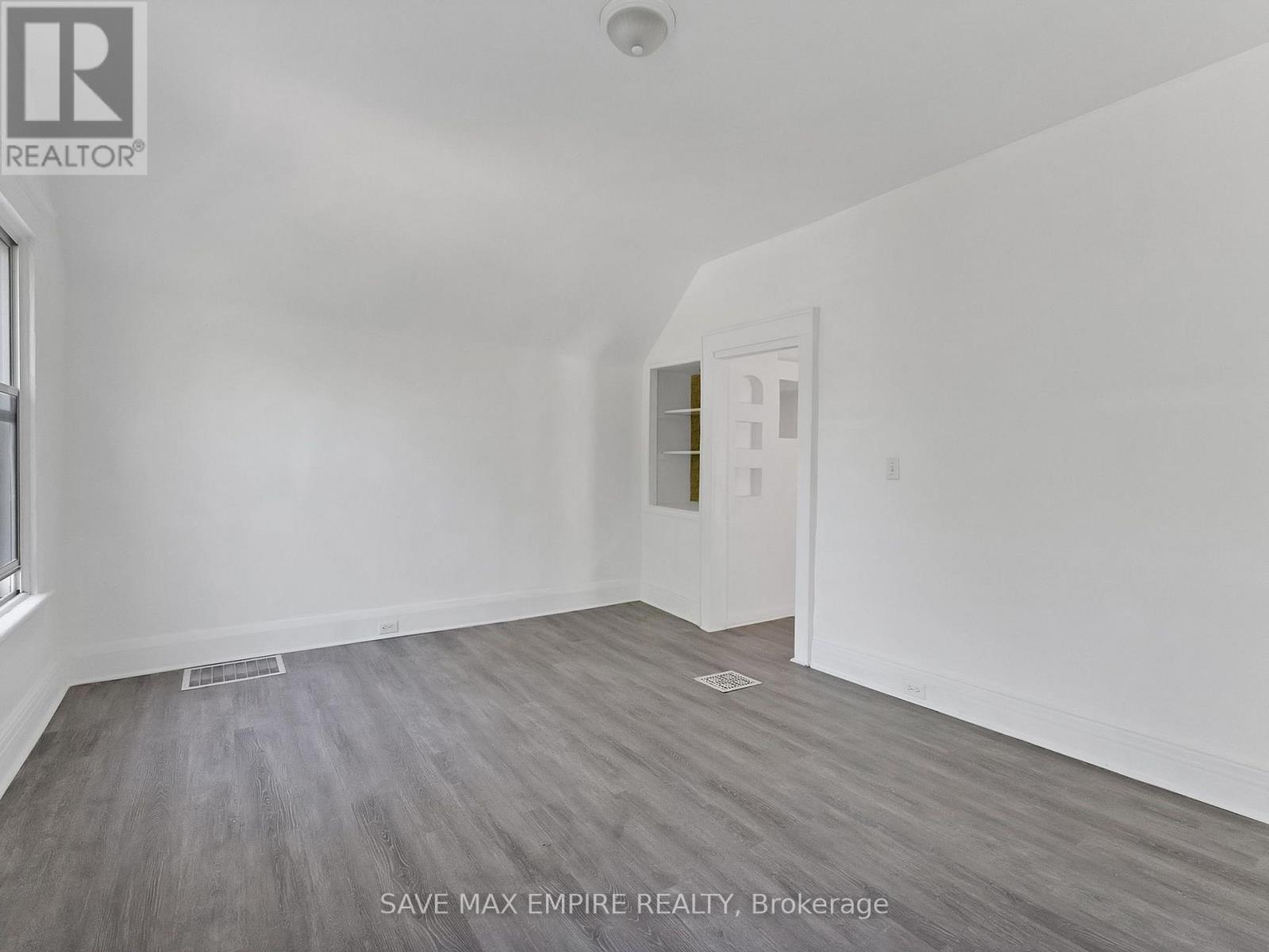 19 Minto Street Property Photo 18