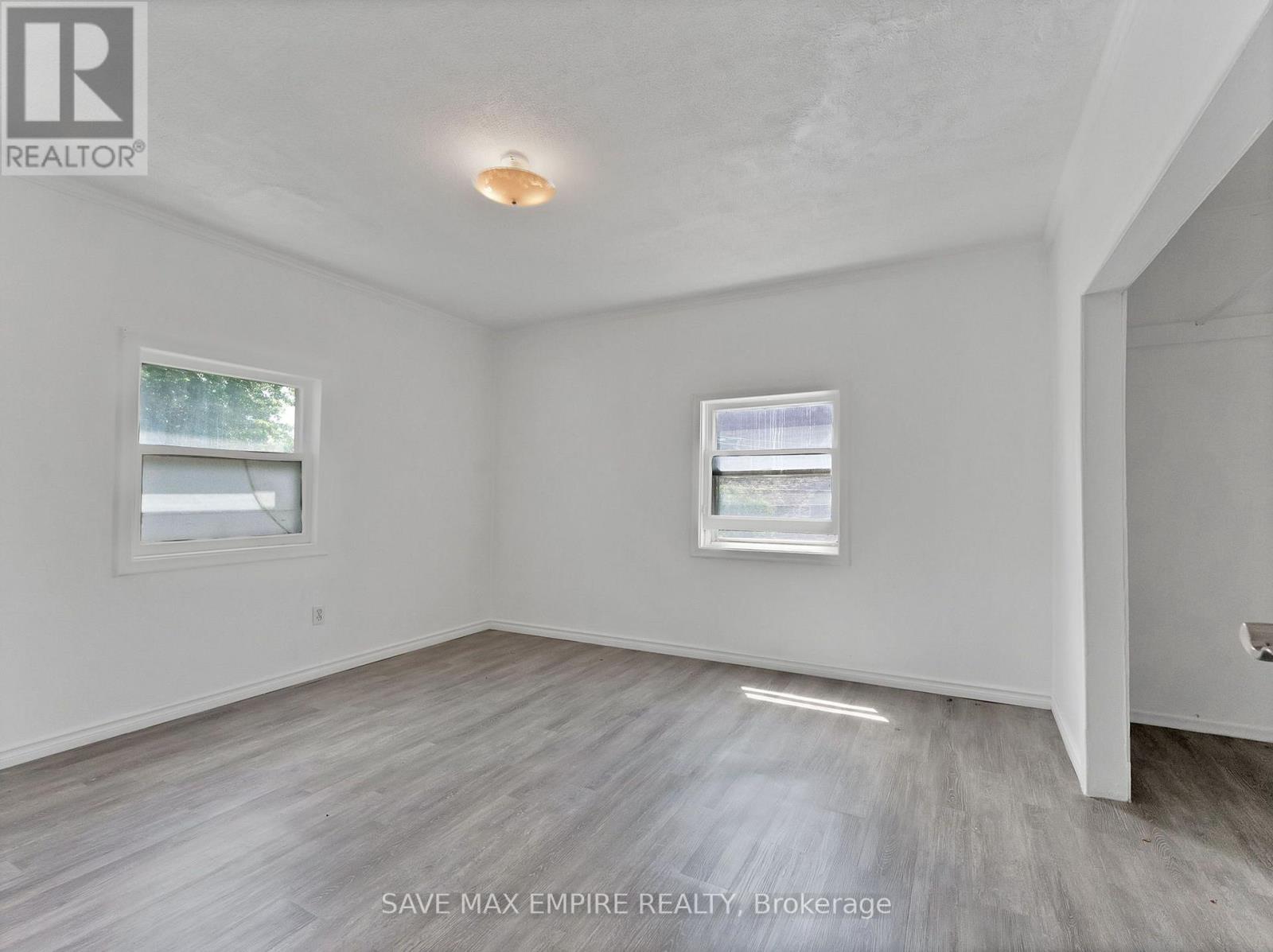 19 Minto Street Property Photo 21