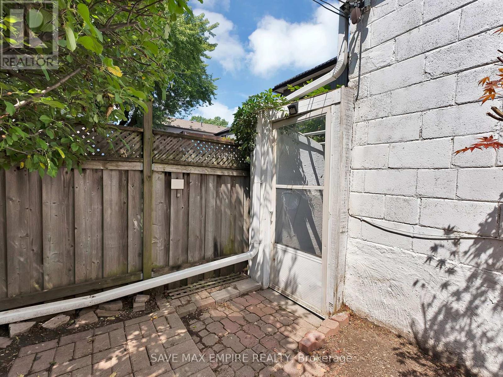 19 Minto Street Property Photo 26