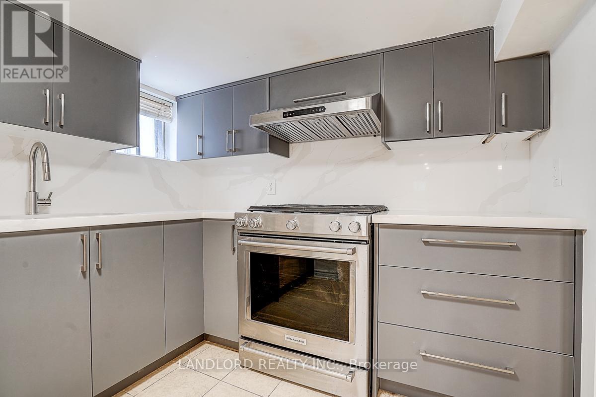 Lower - 79 O'connor Drive Property Photo 12