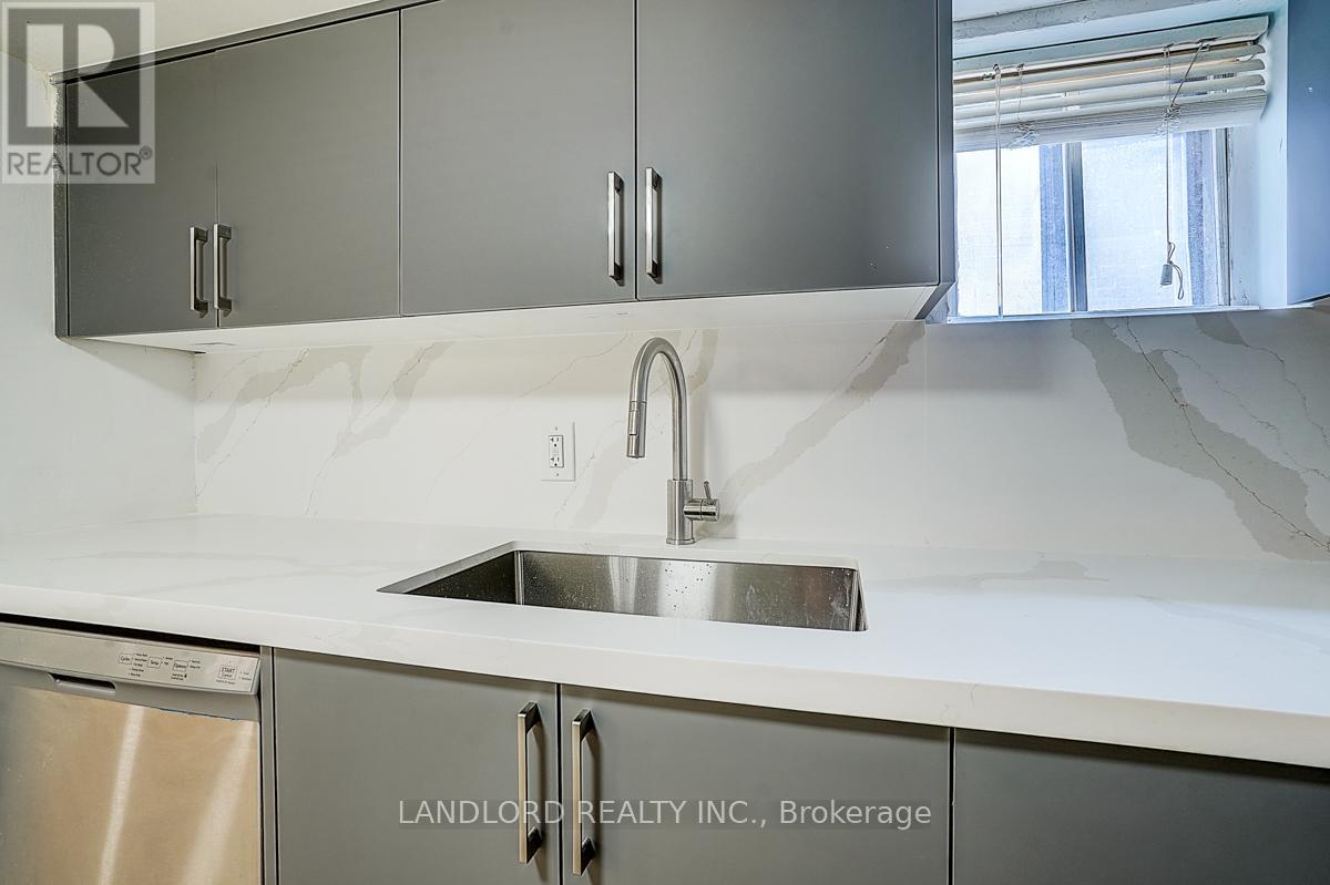 Lower - 79 O'connor Drive Property Photo 15
