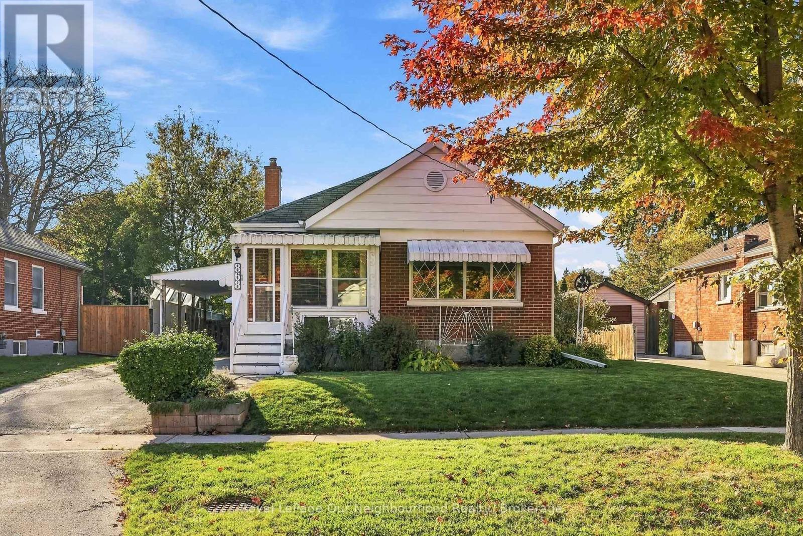 868 Grierson Street Property Photo 1