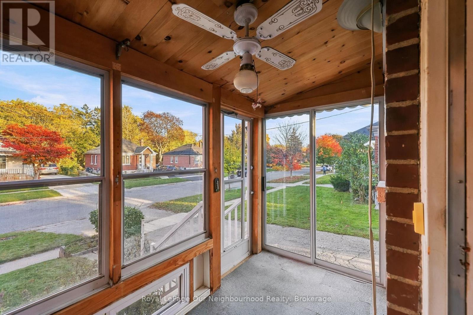 868 Grierson Street Property Photo 42