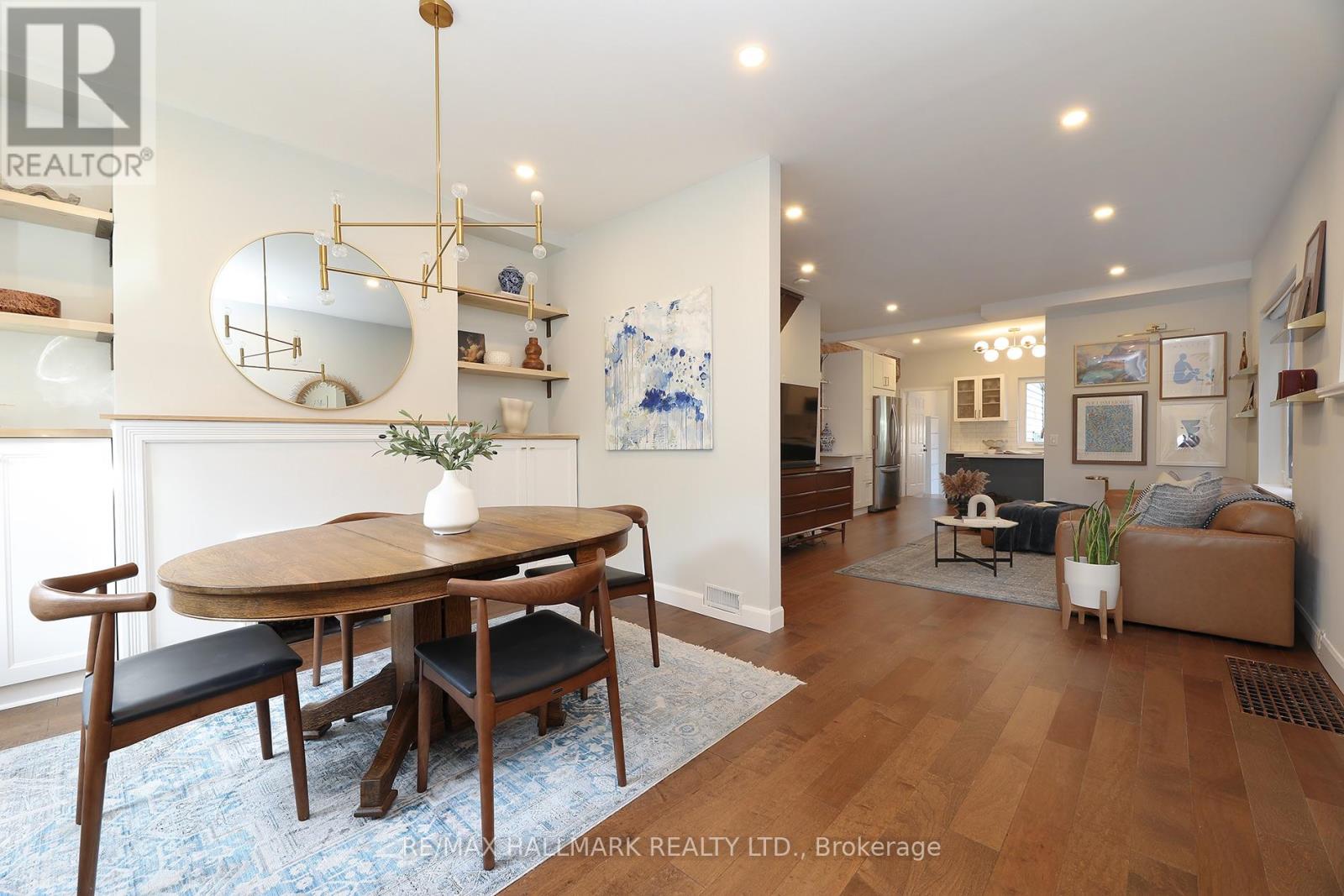 701 GREENWOOD AVENUE Property Photo 1