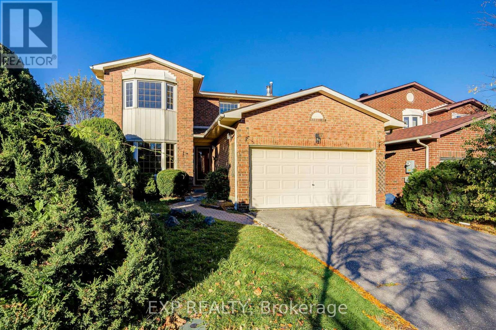 47 Longsword Drive Property Photo 3