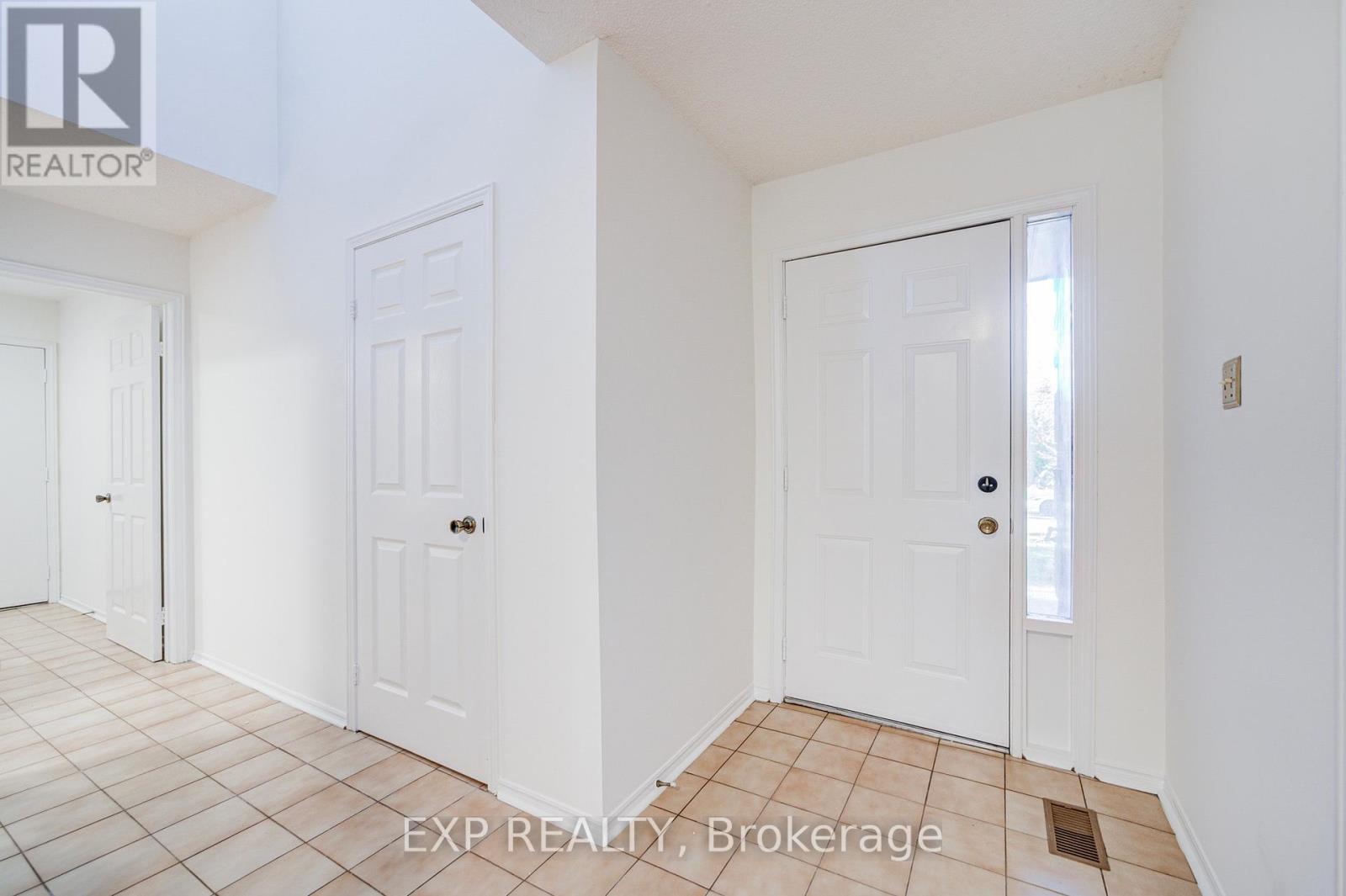 47 Longsword Drive Property Photo 5