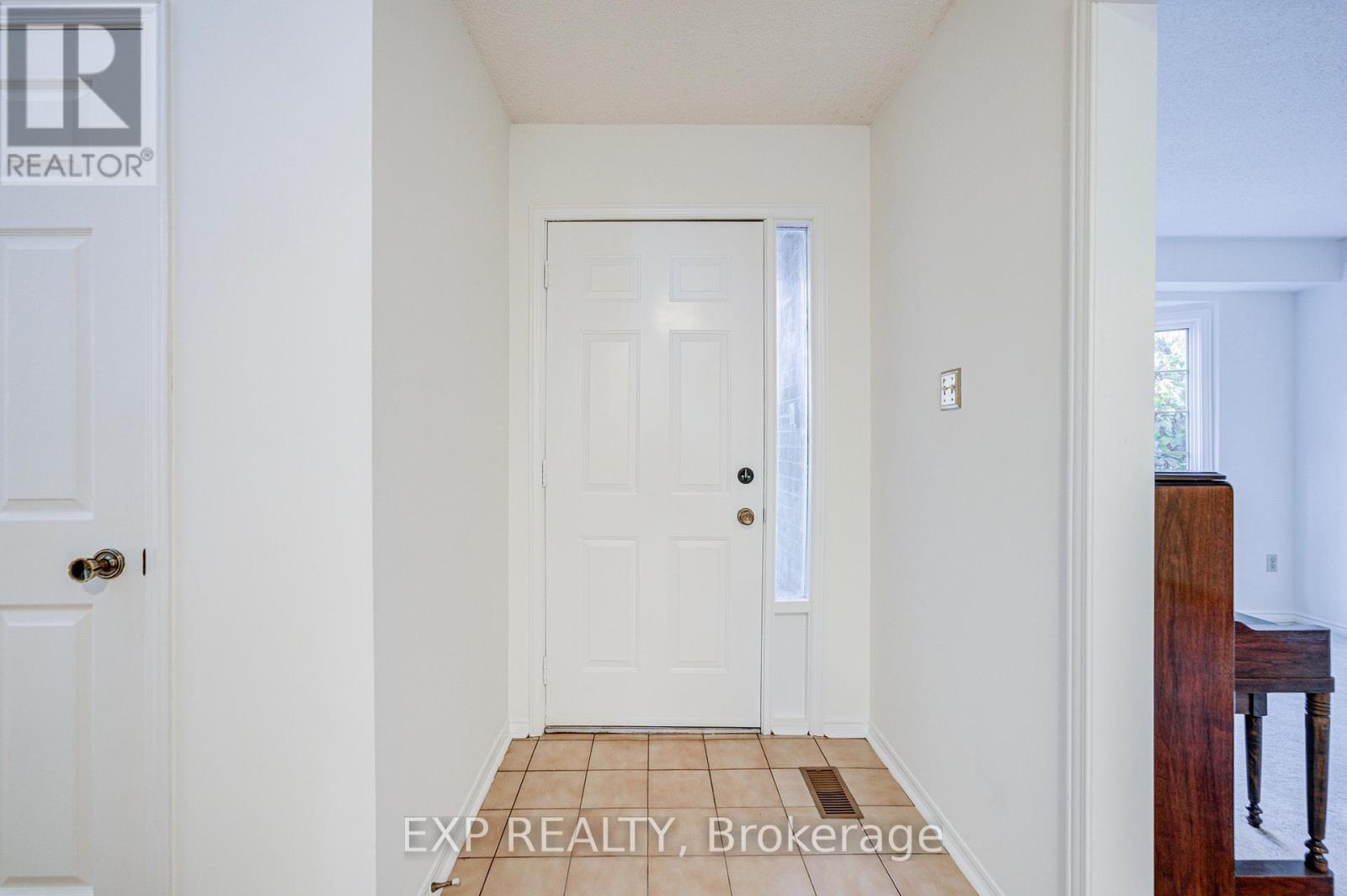 47 Longsword Drive Property Photo 6